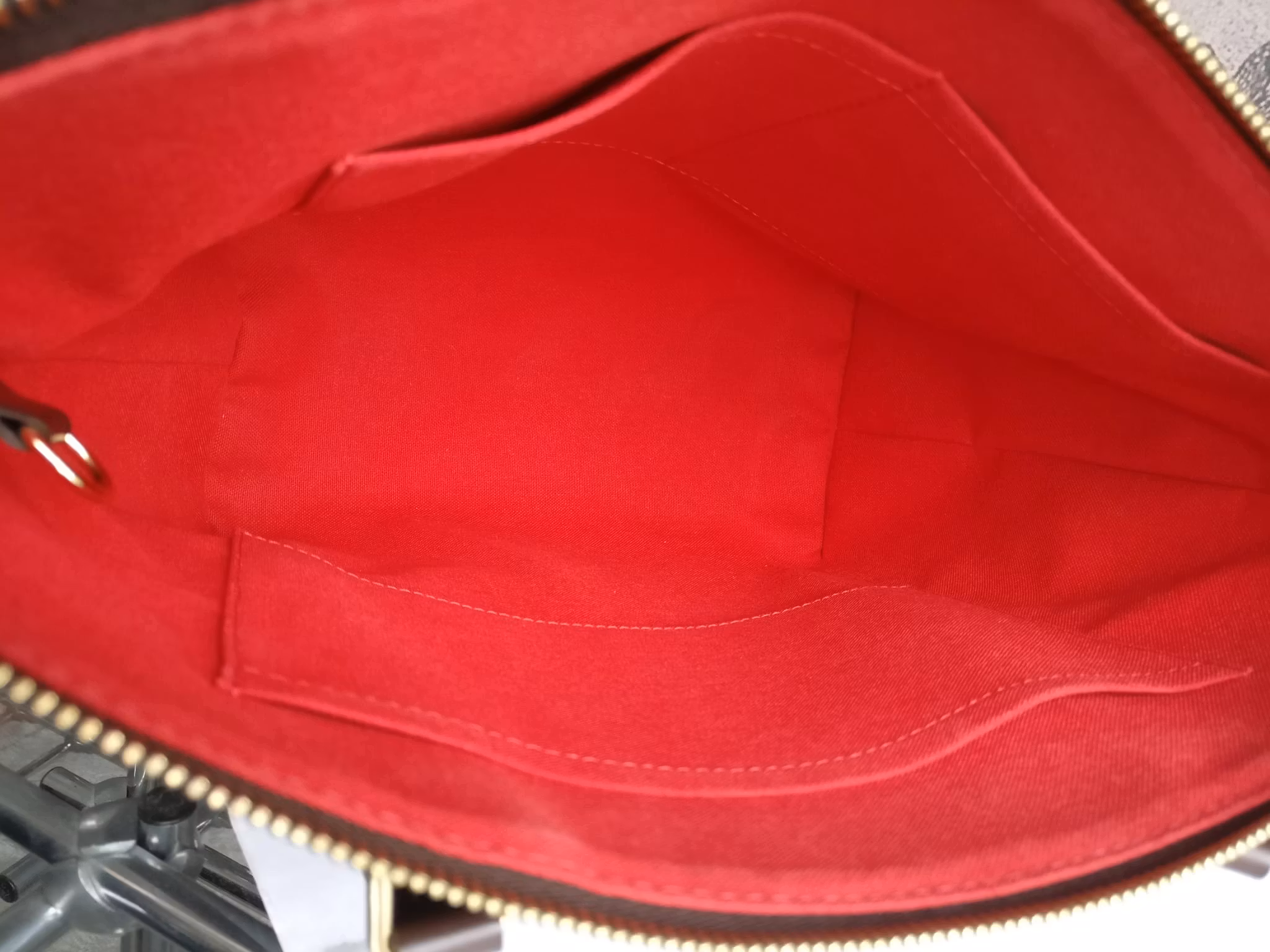 Louis Vuitton Totally PM