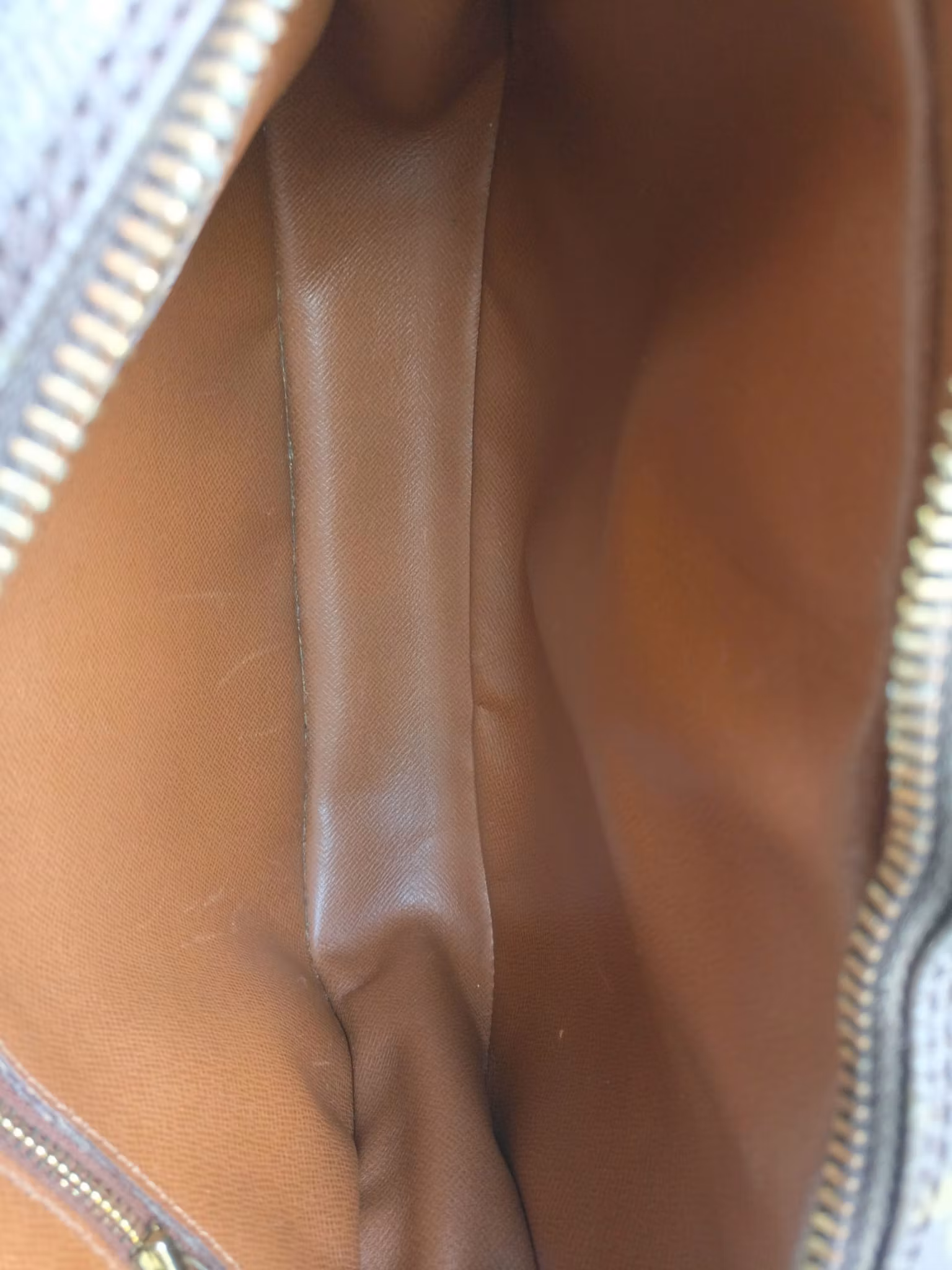 Louis Vuitton Jeune Fille MM