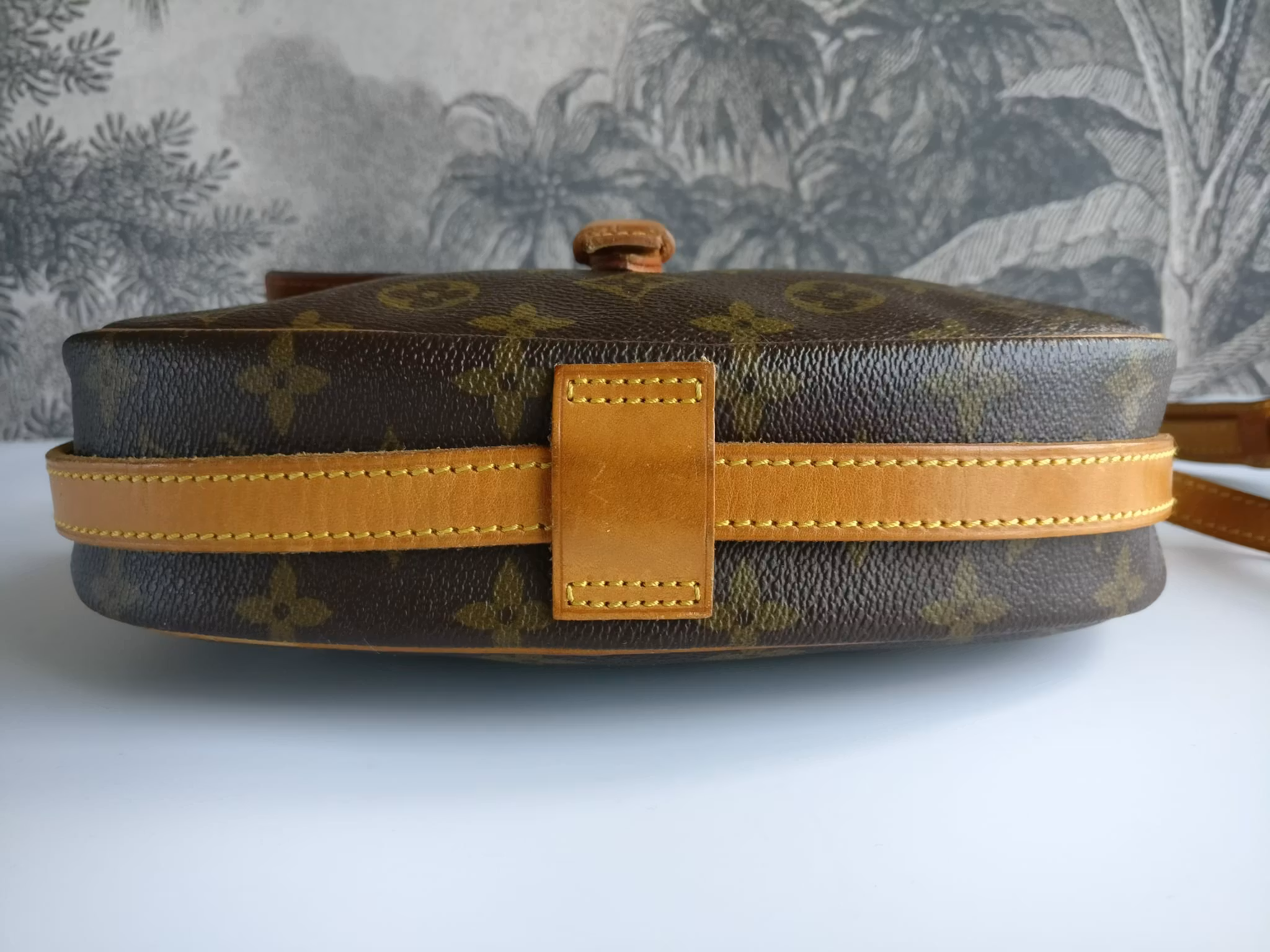 Louis Vuitton Jeune Fille MM