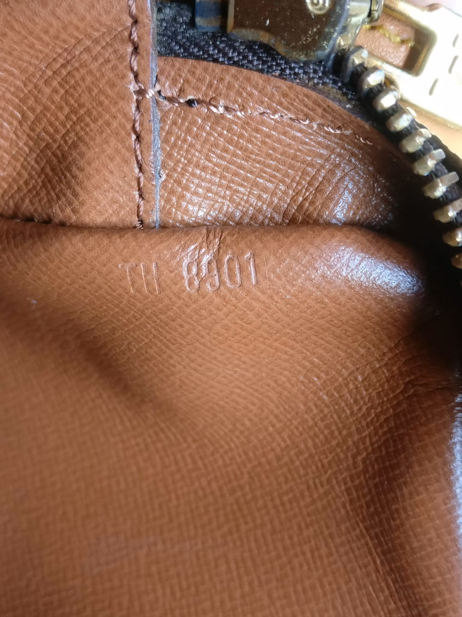 Louis Vuitton Jeune Fille MM