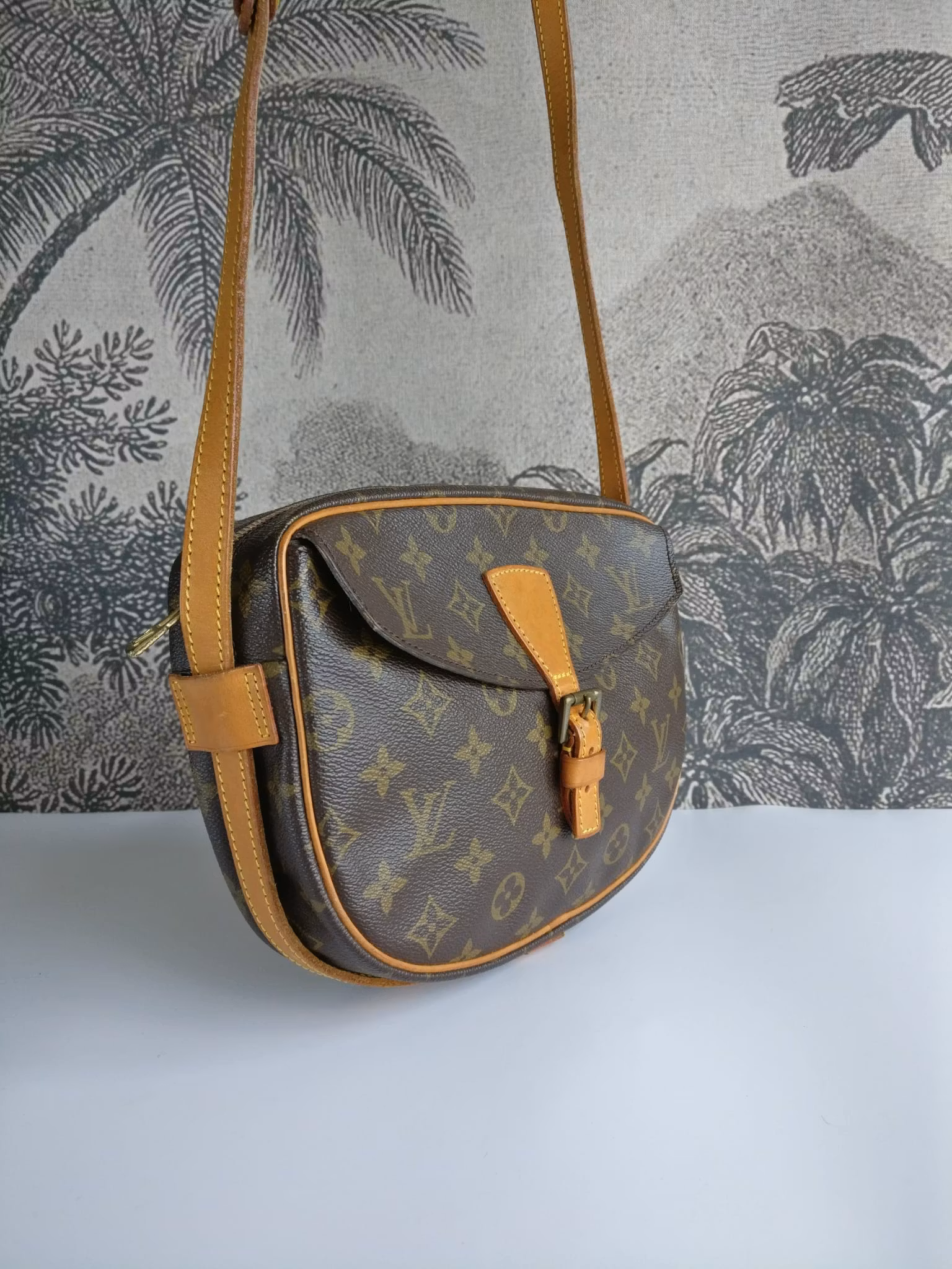 Louis Vuitton Jeune Fille MM