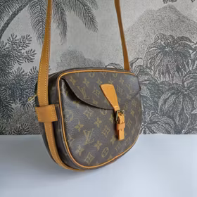 Louis Vuitton Jeune Fille MM