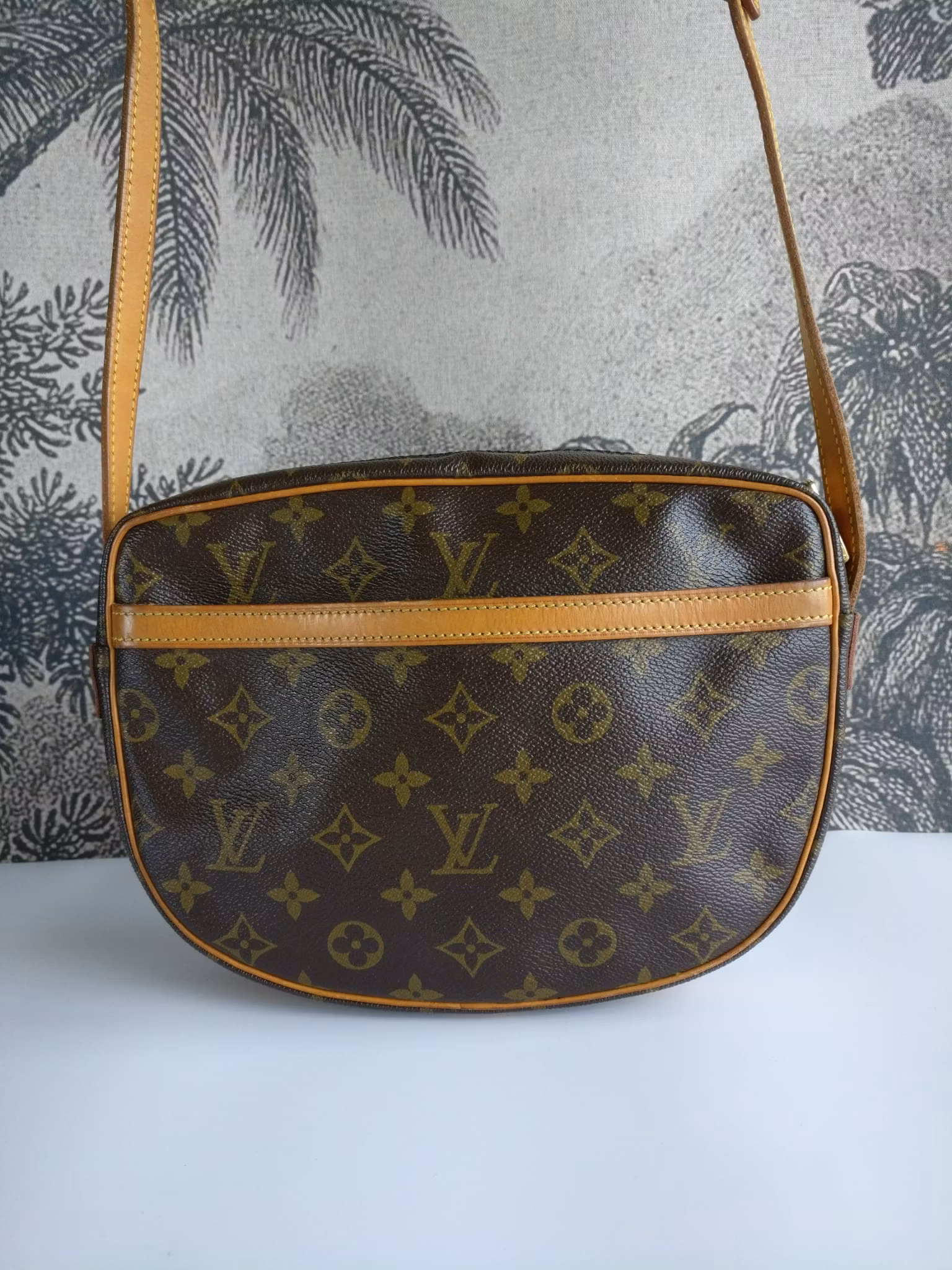 Louis Vuitton Jeune Fille MM