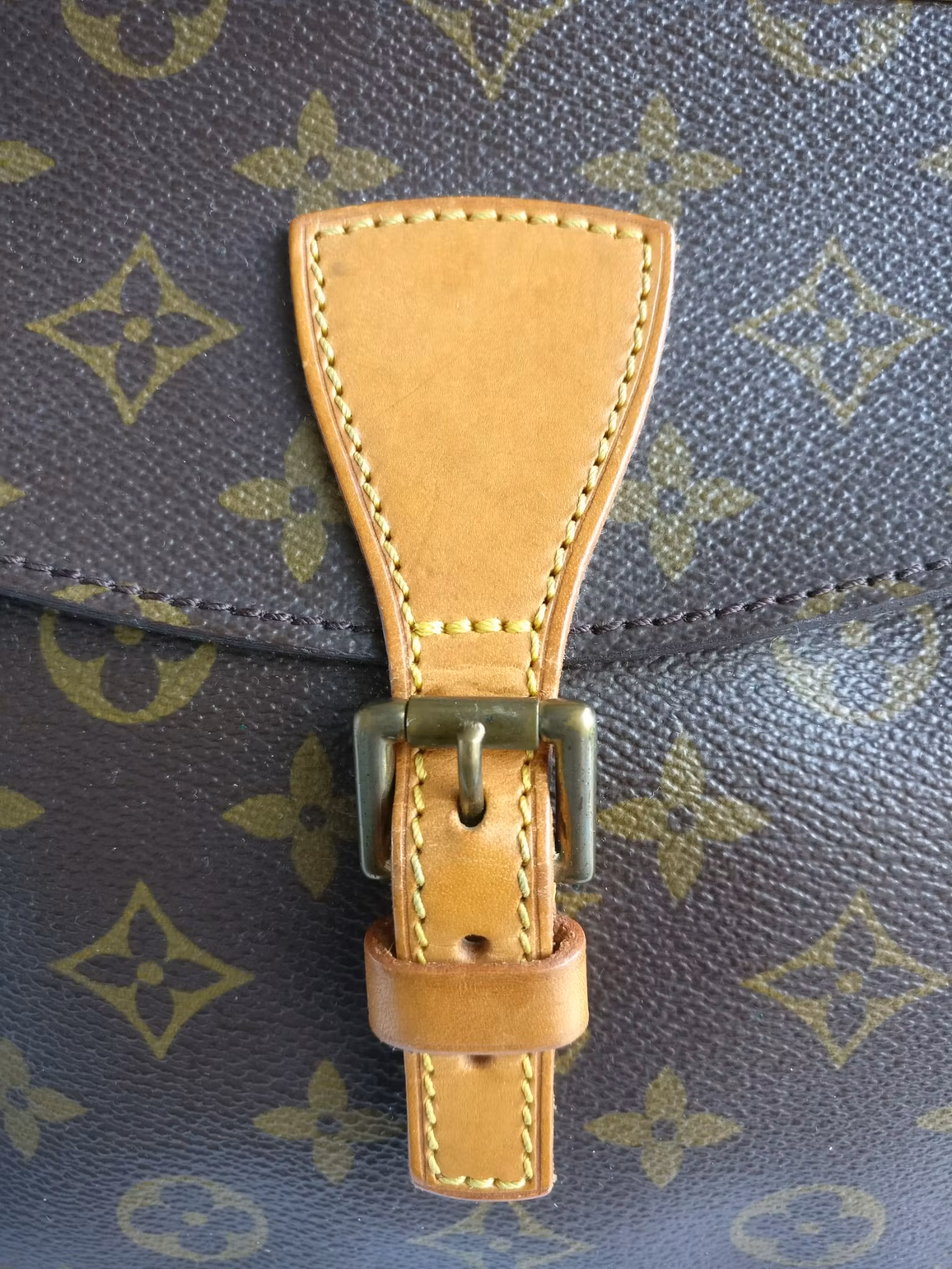 Louis Vuitton Jeune Fille MM