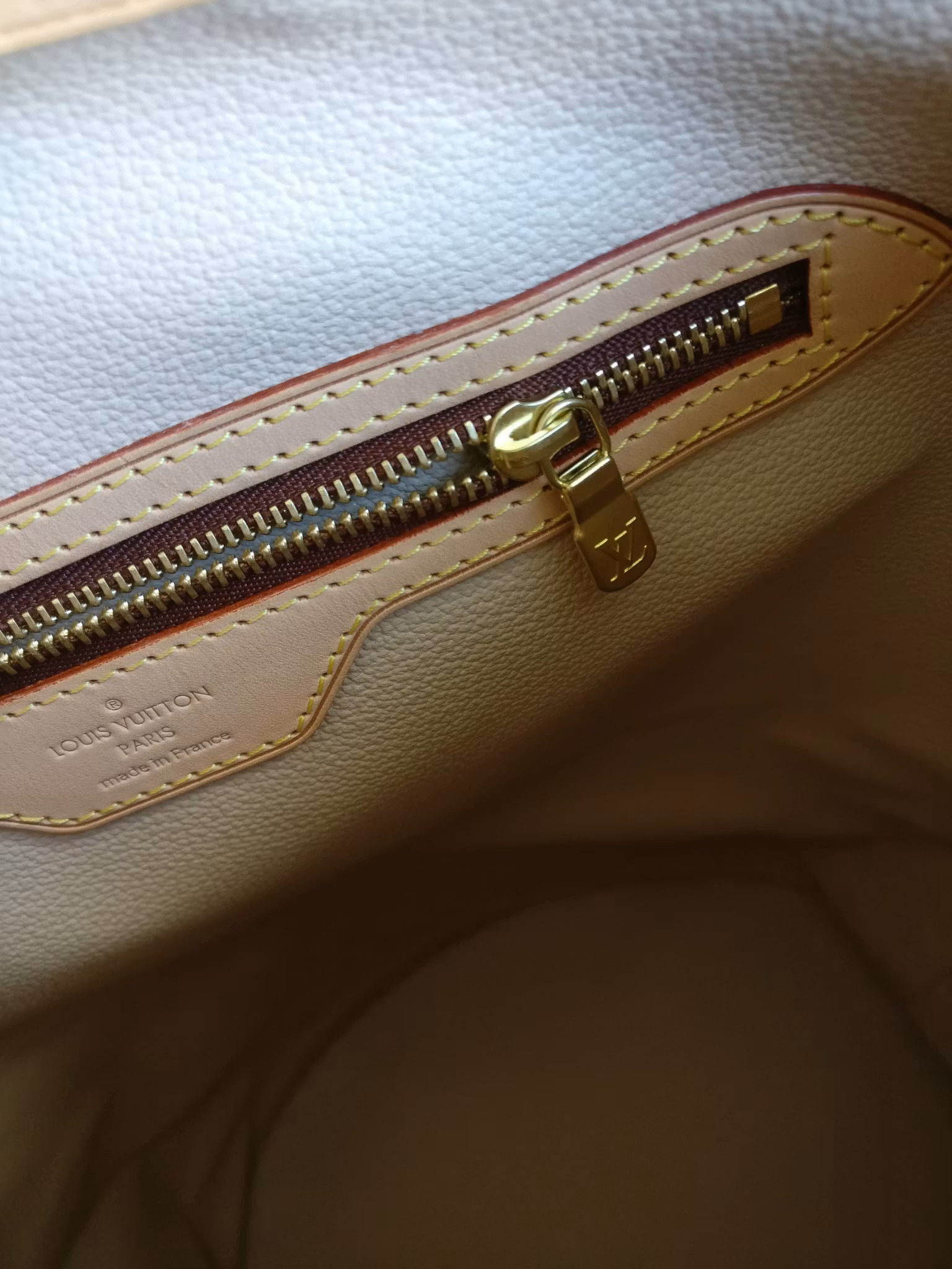 Louis Vuitton Bucket GM