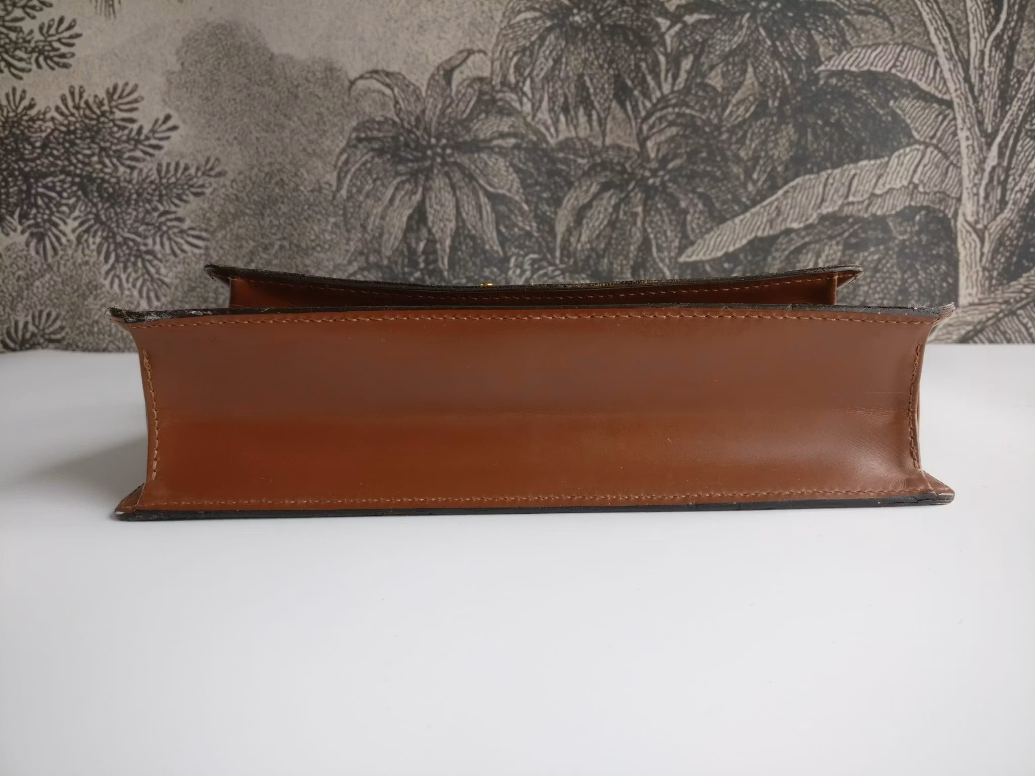 Louis Vuitton Monceau 26