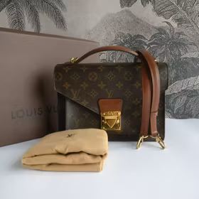 Louis Vuitton Monceau 26