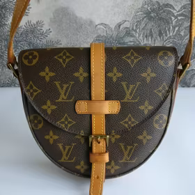 Louis Vuitton Chantilly PM