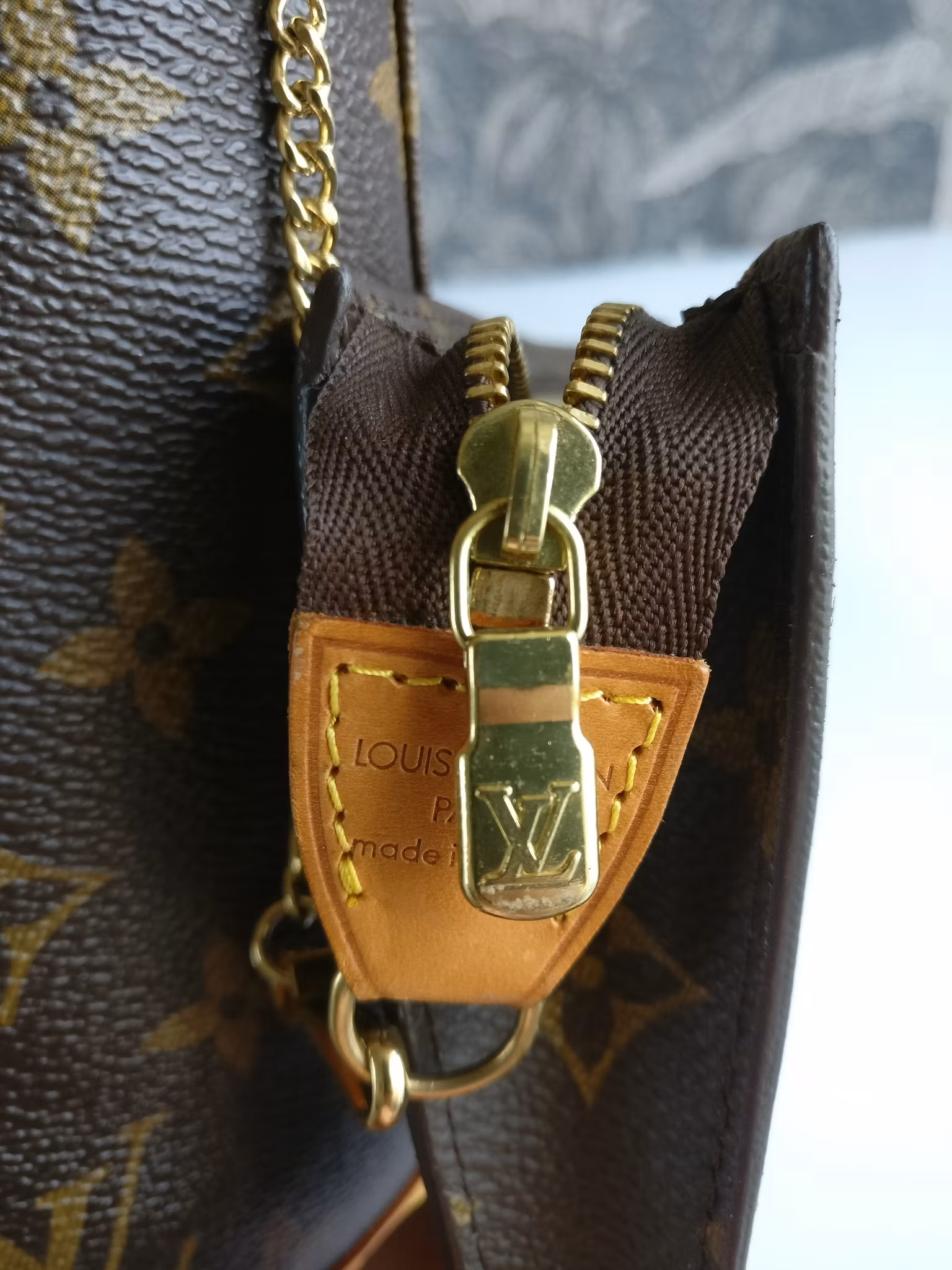 Louis Vuitton Bucket PM