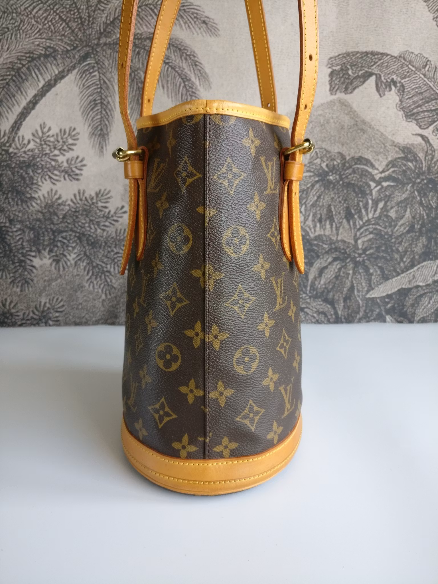 Louis Vuitton Bucket PM