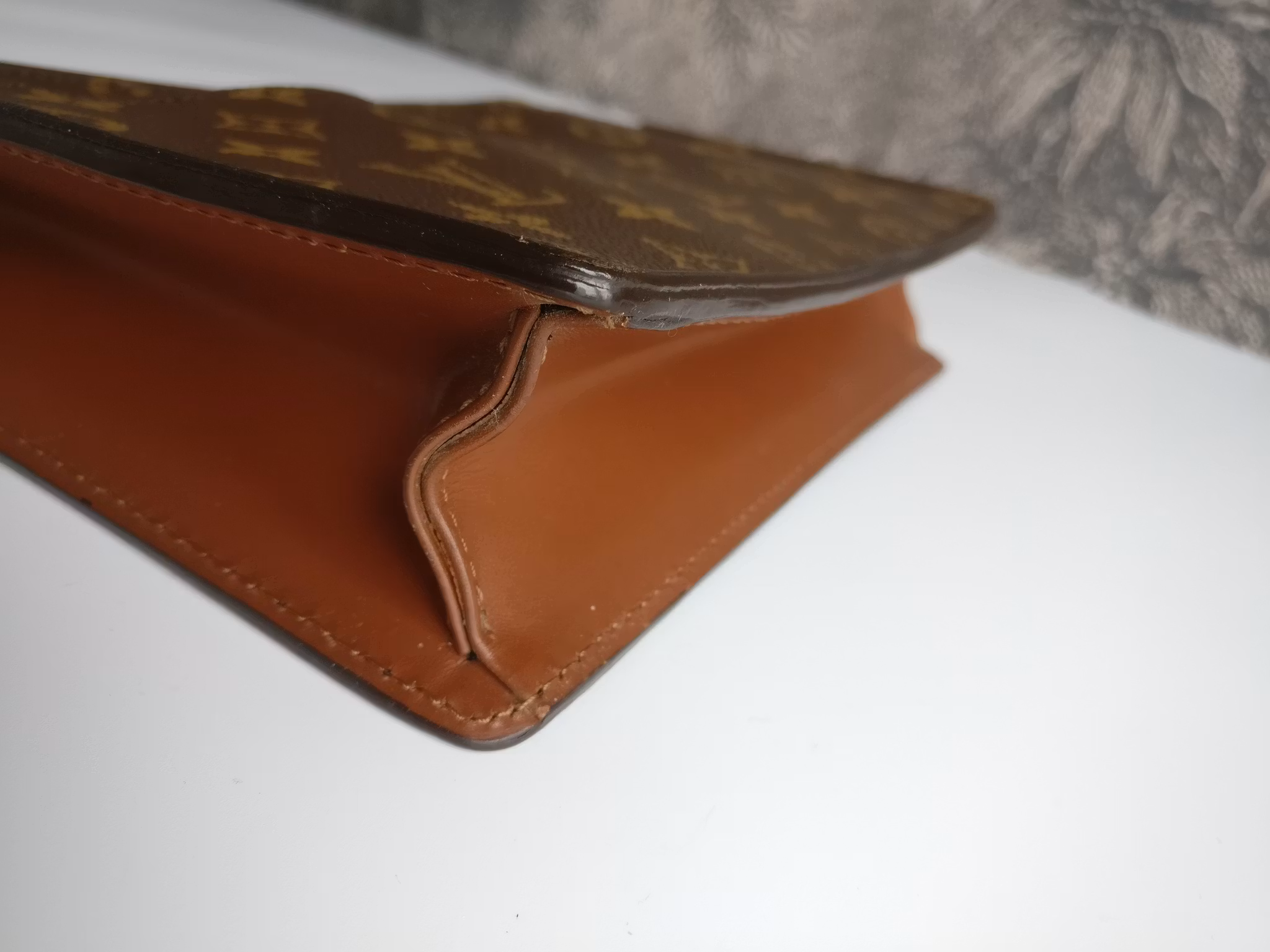 Louis Vuitton Pochette Homme