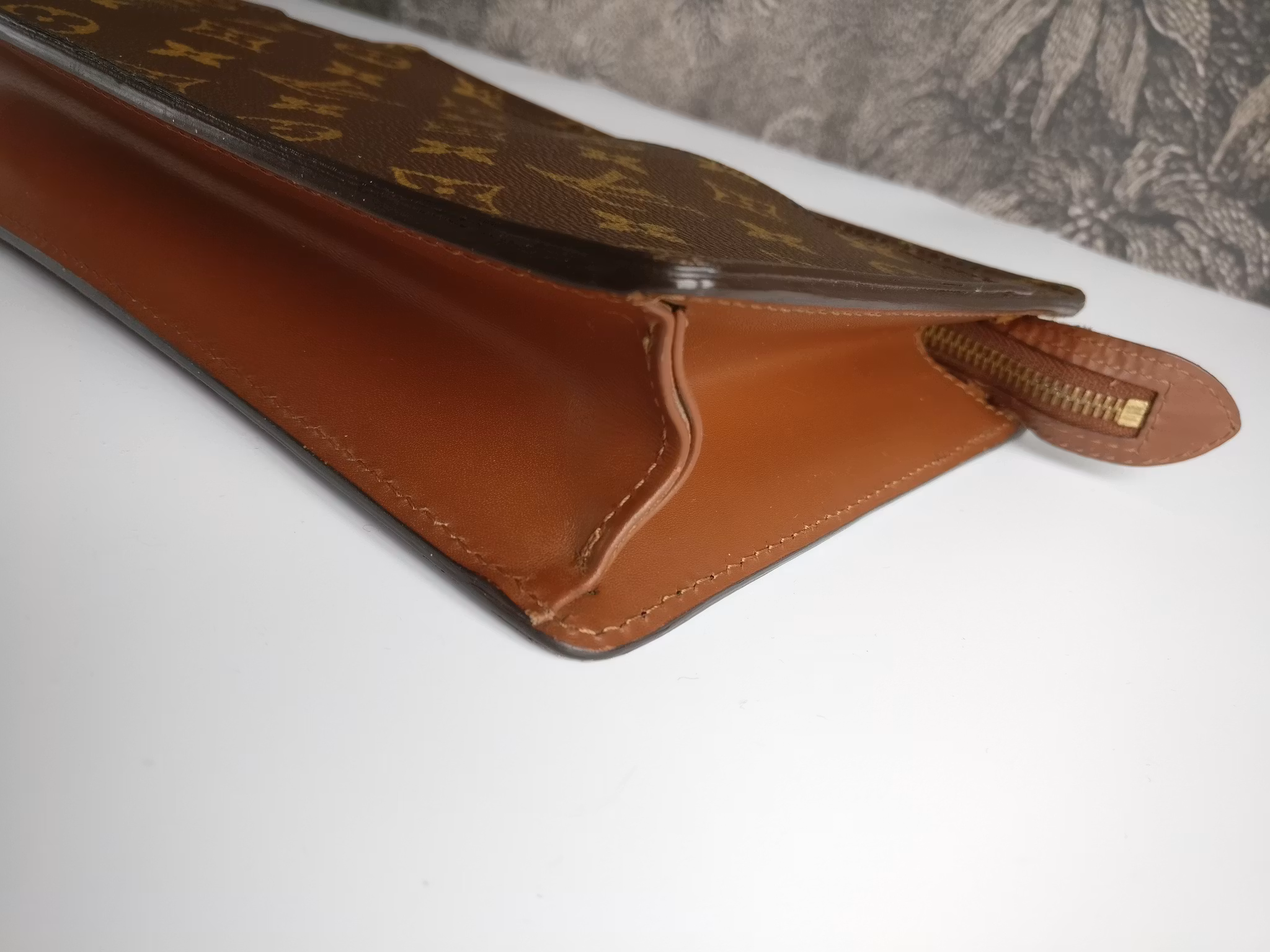 Louis Vuitton Pochette Homme
