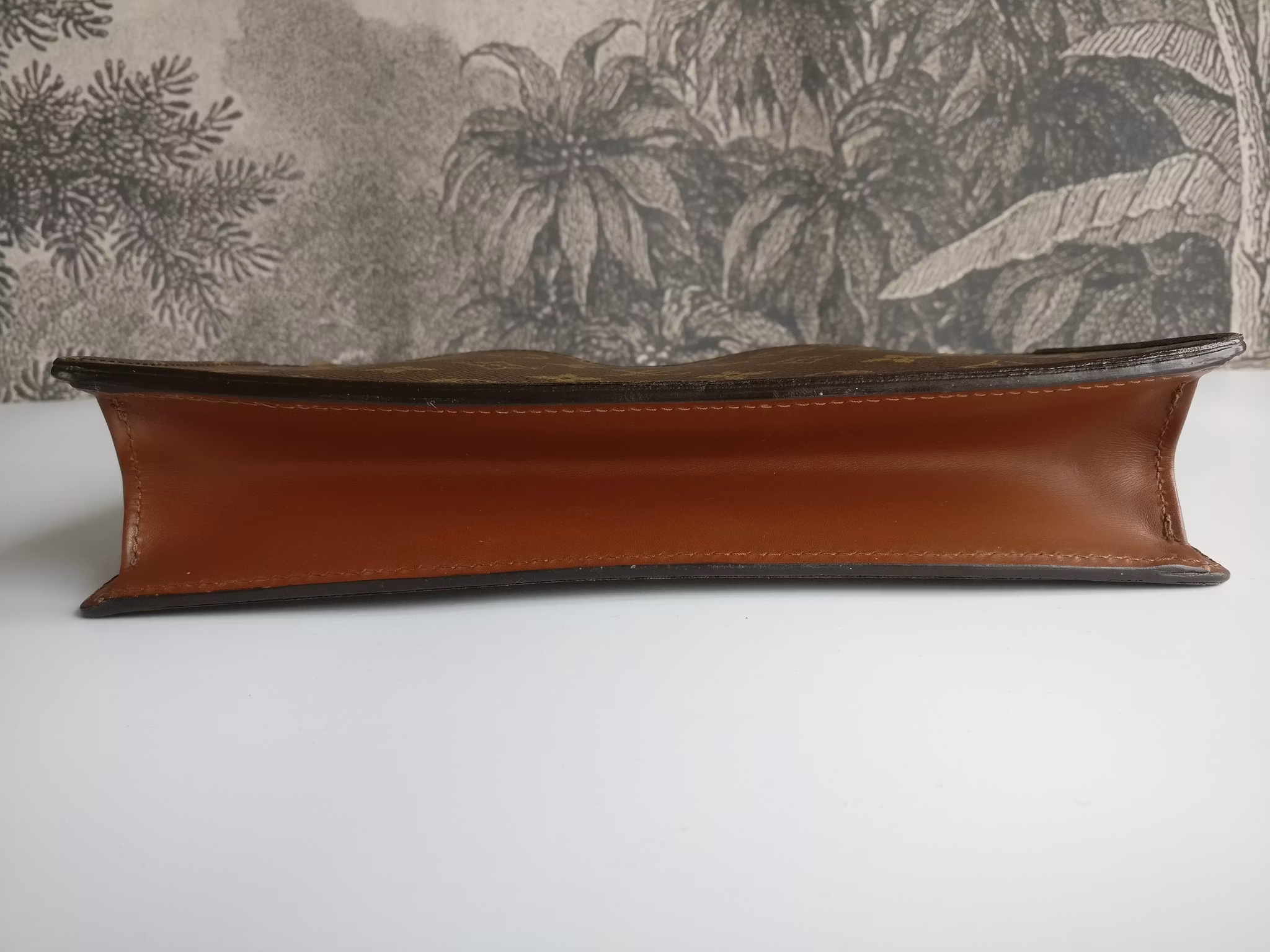 Louis Vuitton Pochette Homme