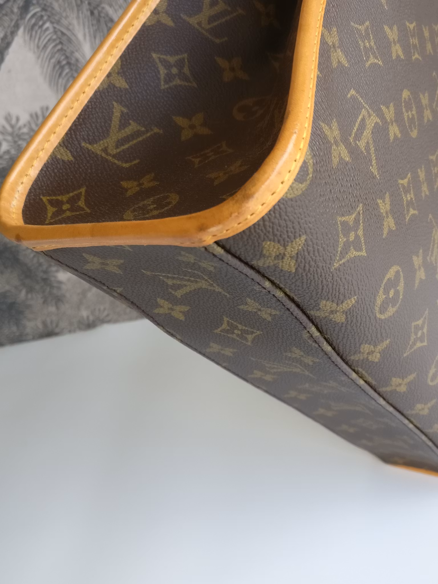 Louis Vuitton Bel Air briefcase