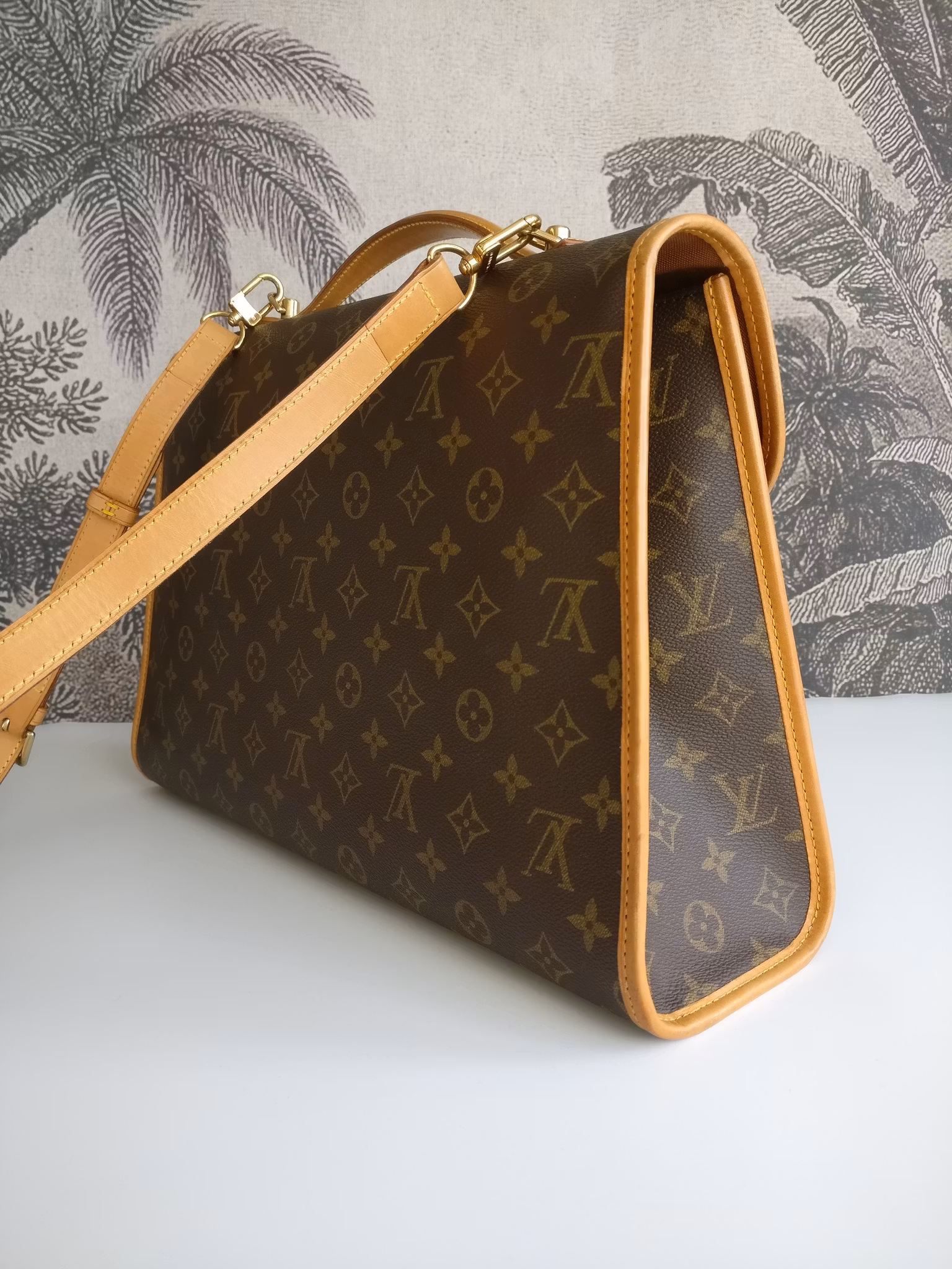 Louis Vuitton Bel Air briefcase