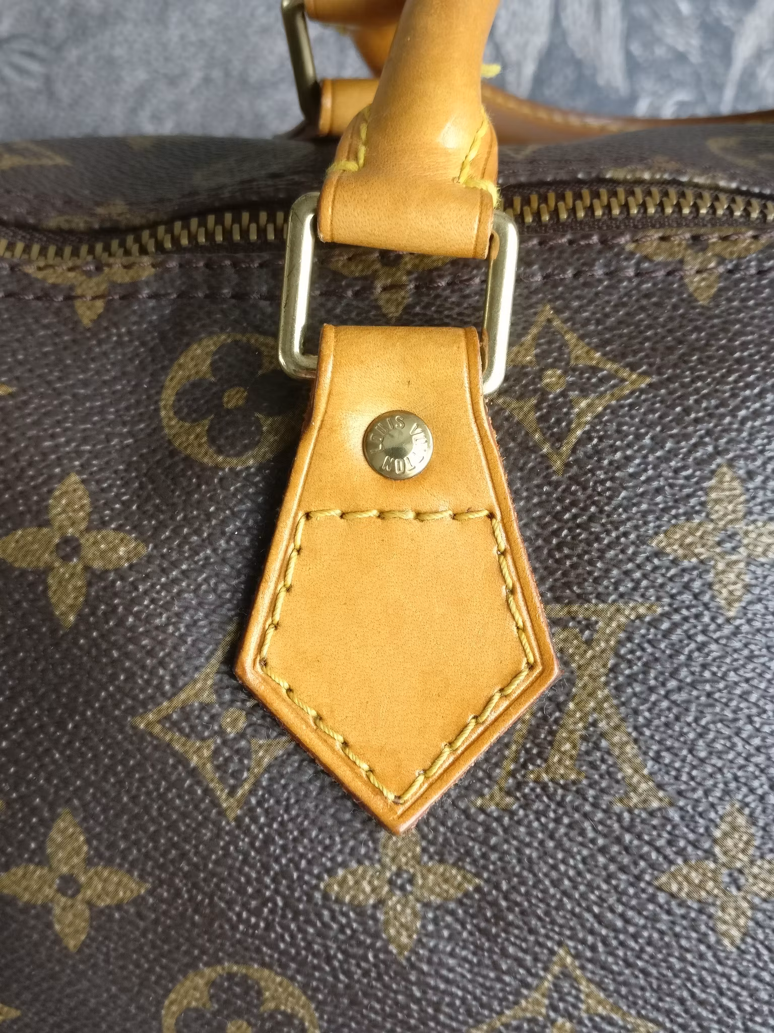 Louis Vuitton Speedy 30