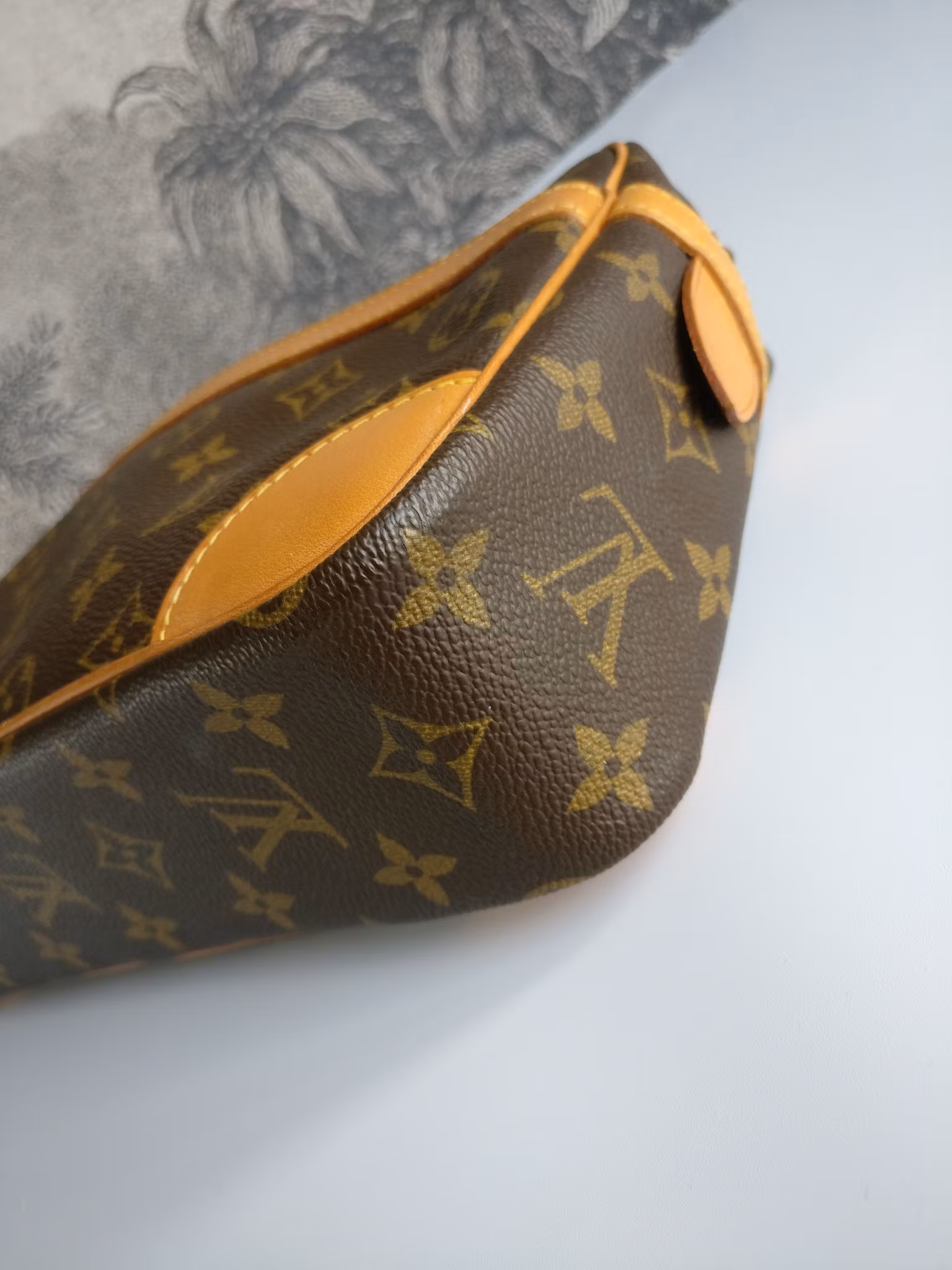 Louis Vuitton Compiegne 28
