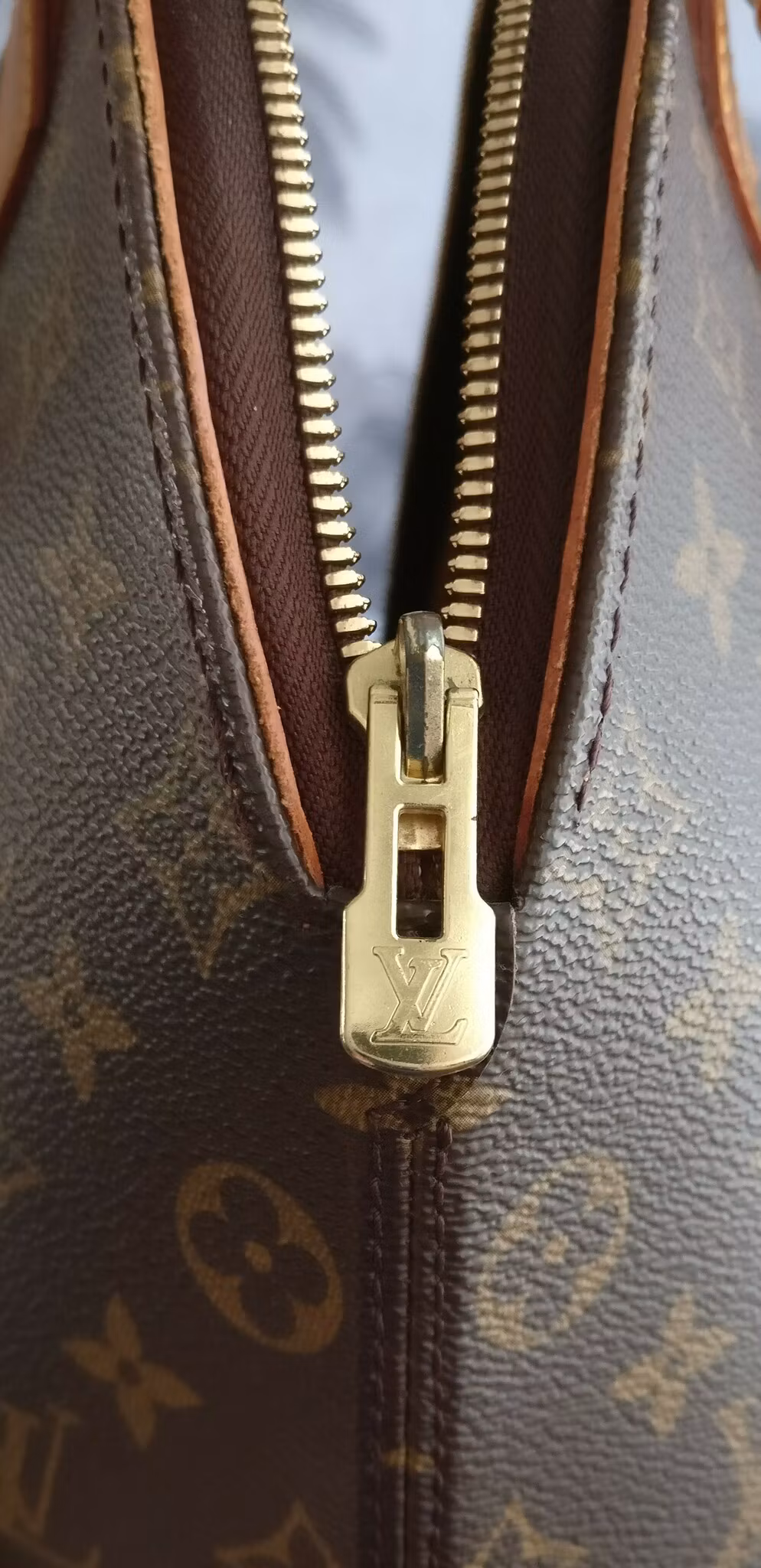 Louis Vuitton Ellipse PM