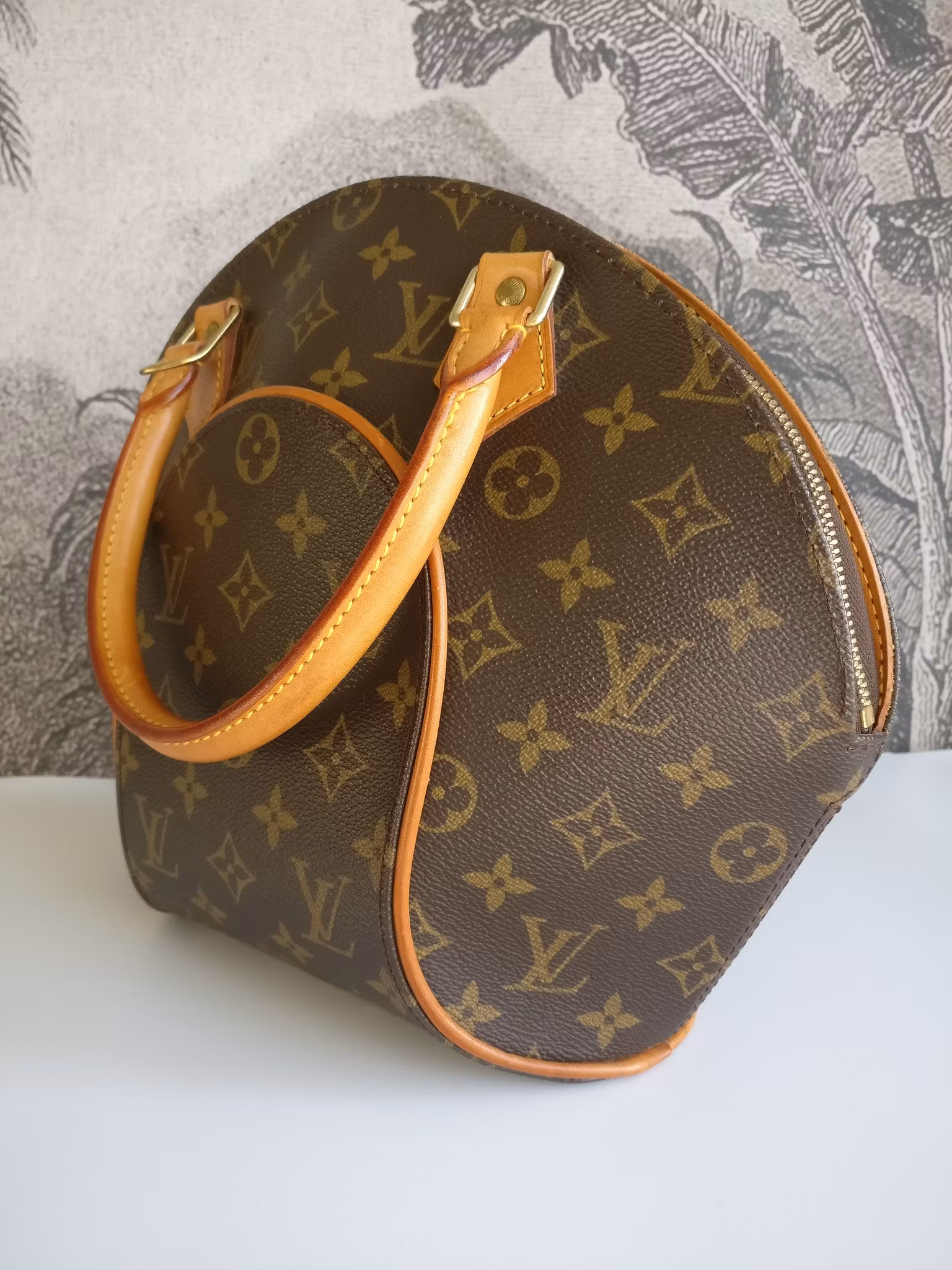 Louis Vuitton Ellipse PM