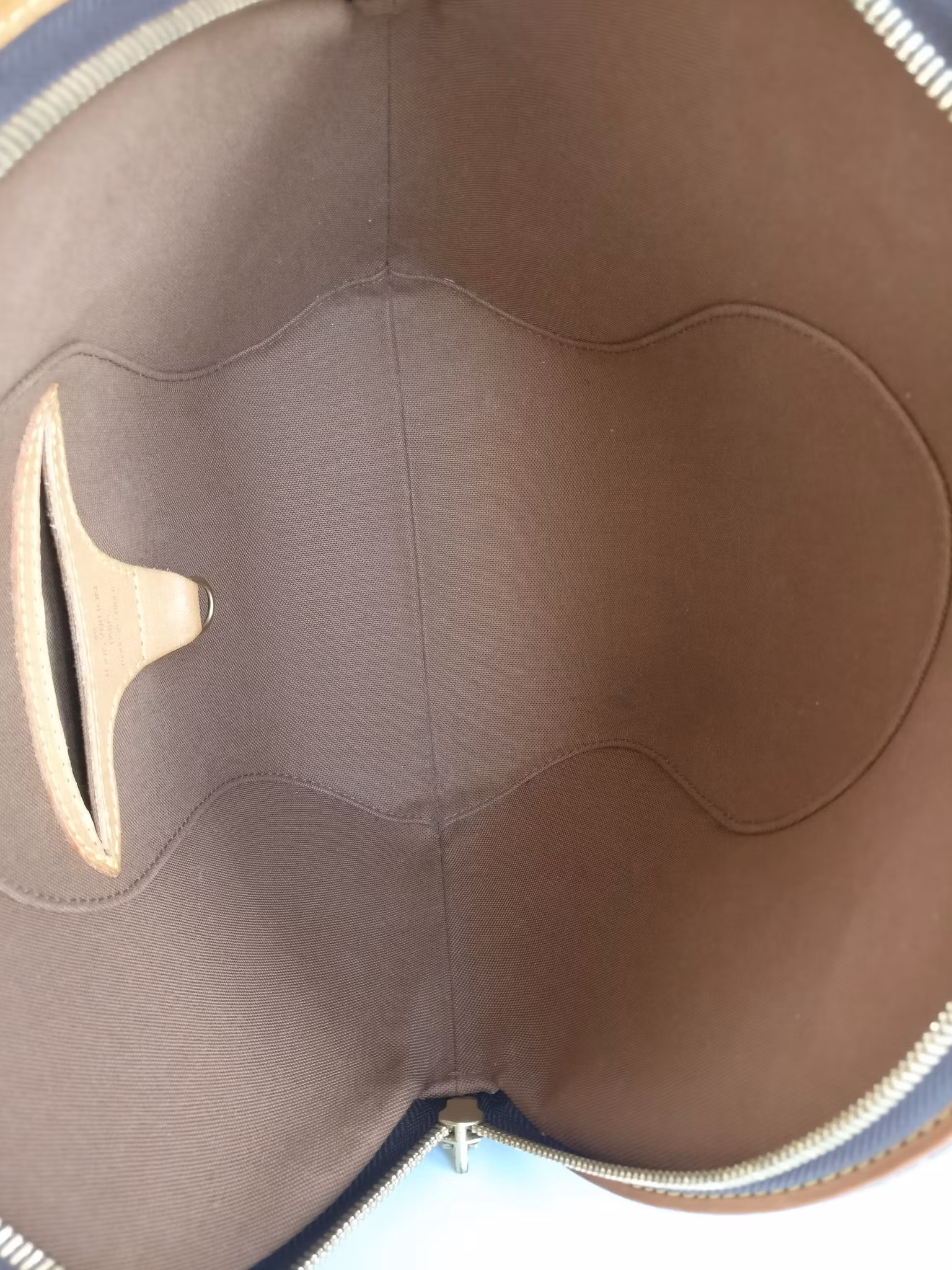 Louis Vuitton Ellipse PM