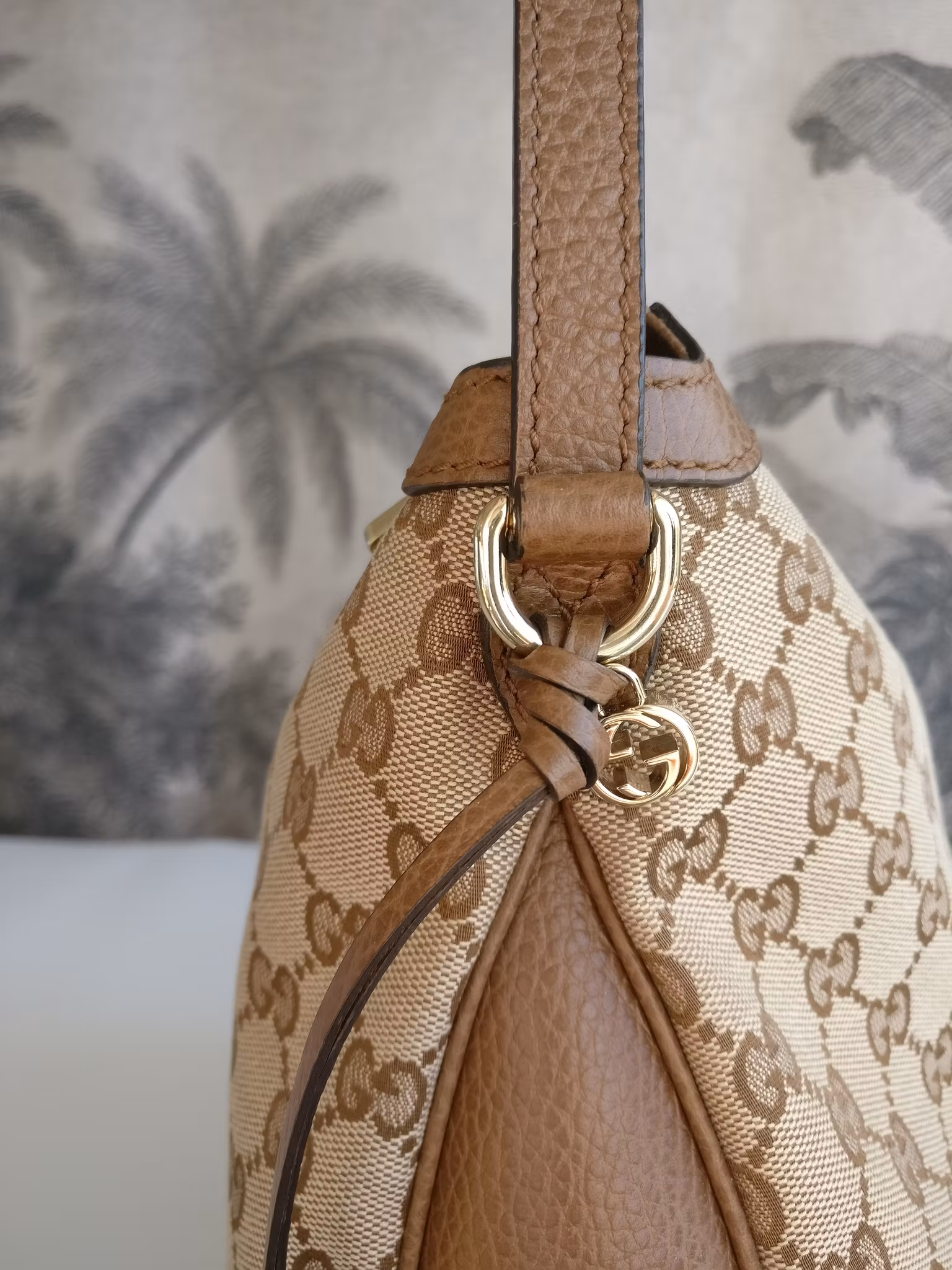 Gucci Bree Hobo large