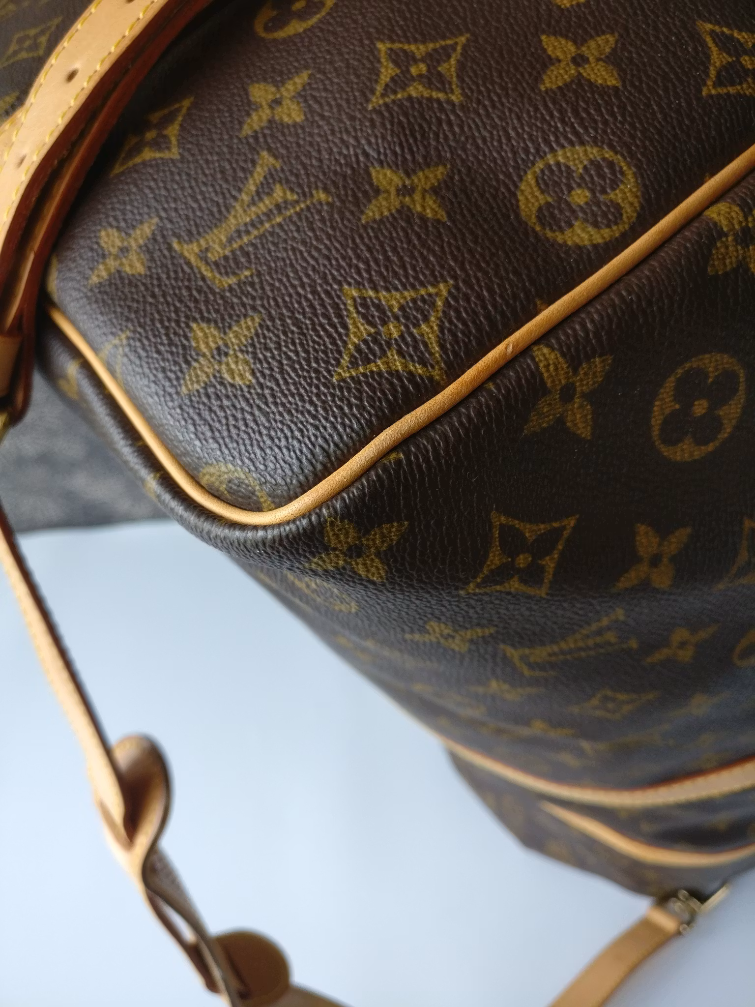 Louis Vuitton Keepall Bandouliere 60