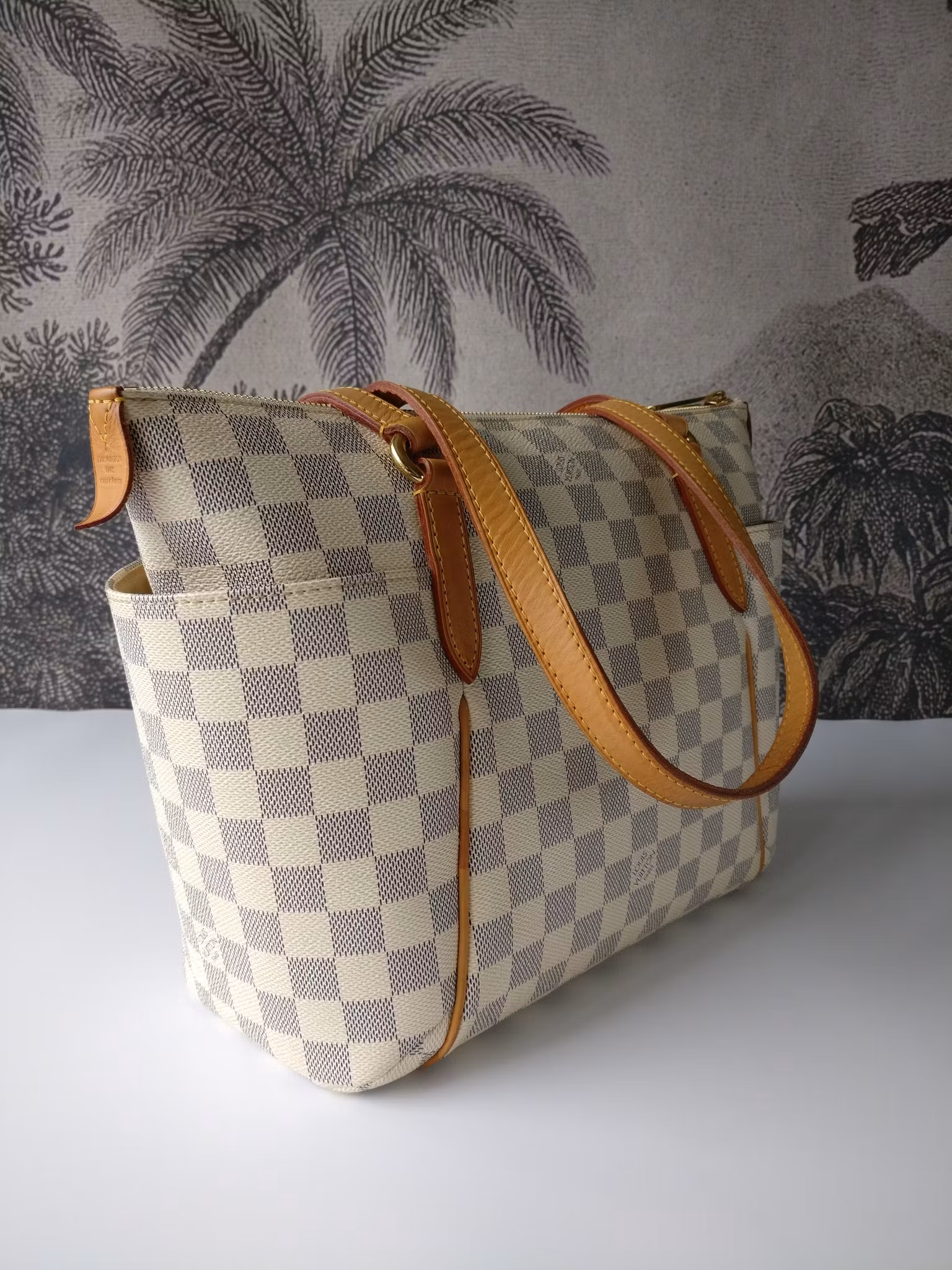 Louis Vuitton Totally PM