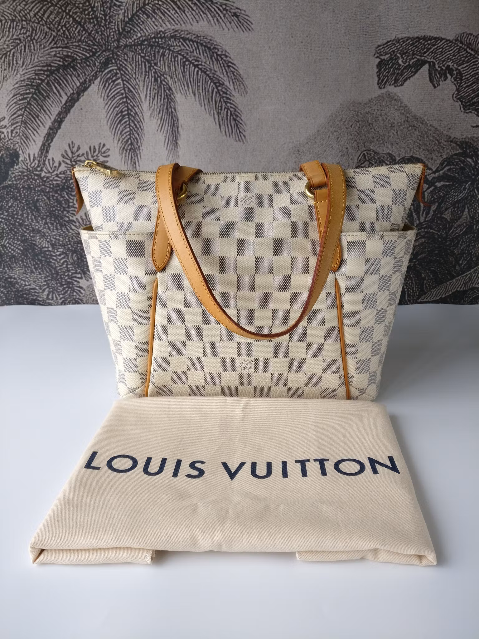Louis Vuitton Totally PM