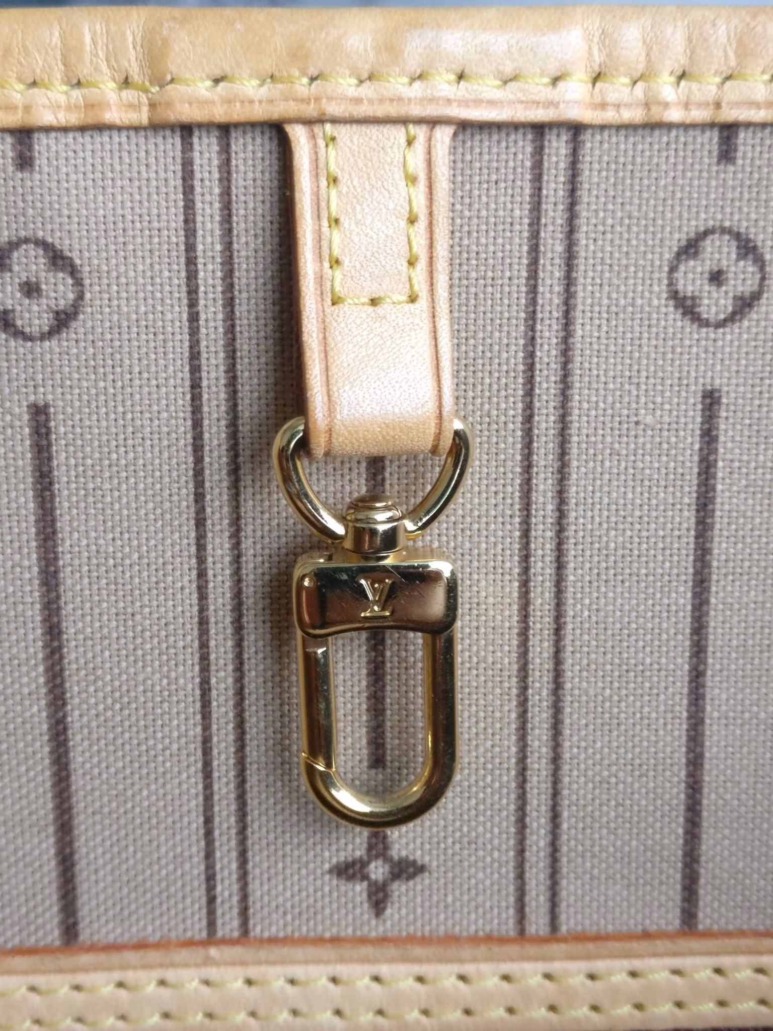 Louis Vuitton Neverfull MM