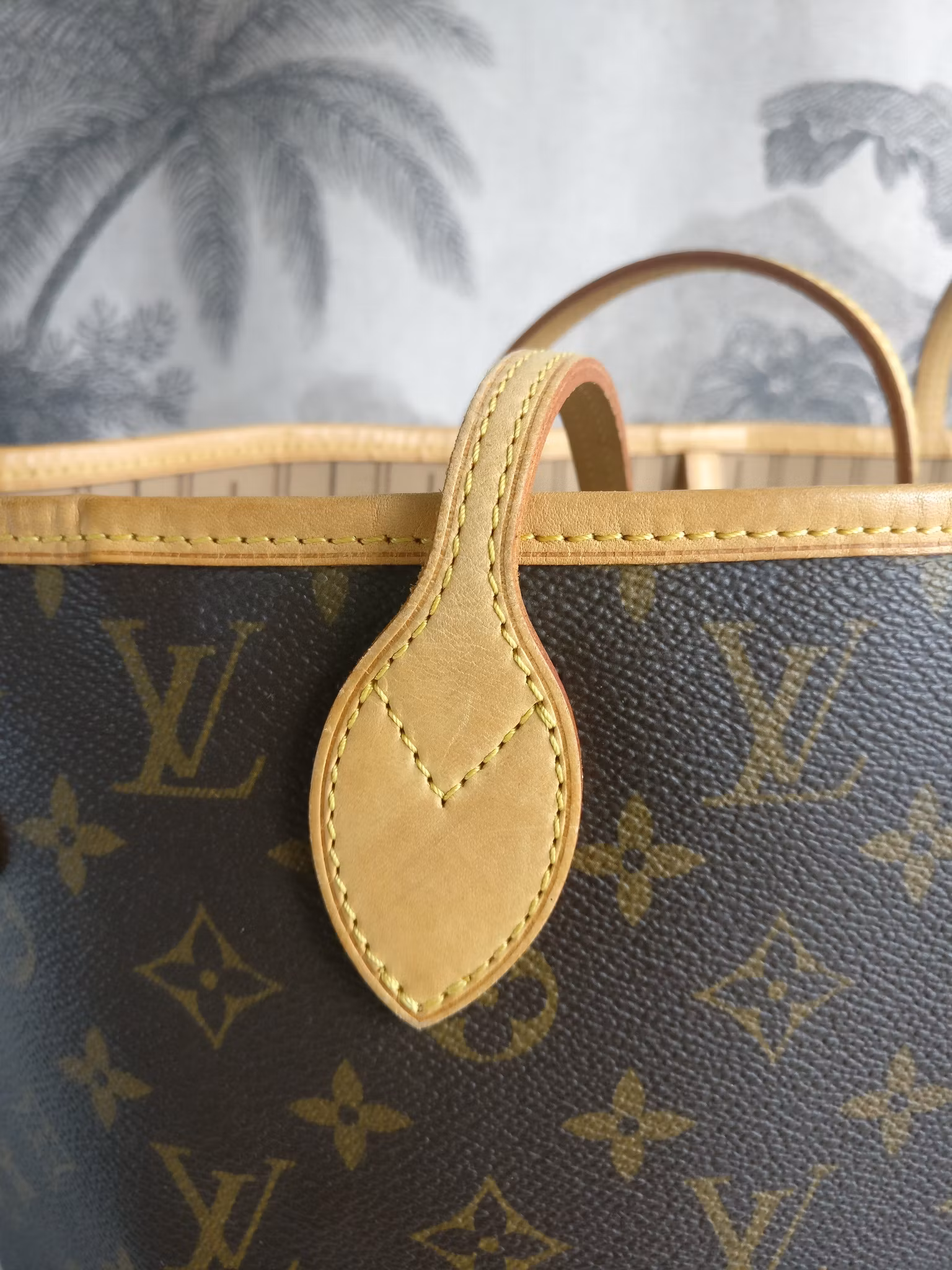 Louis Vuitton Neverfull MM