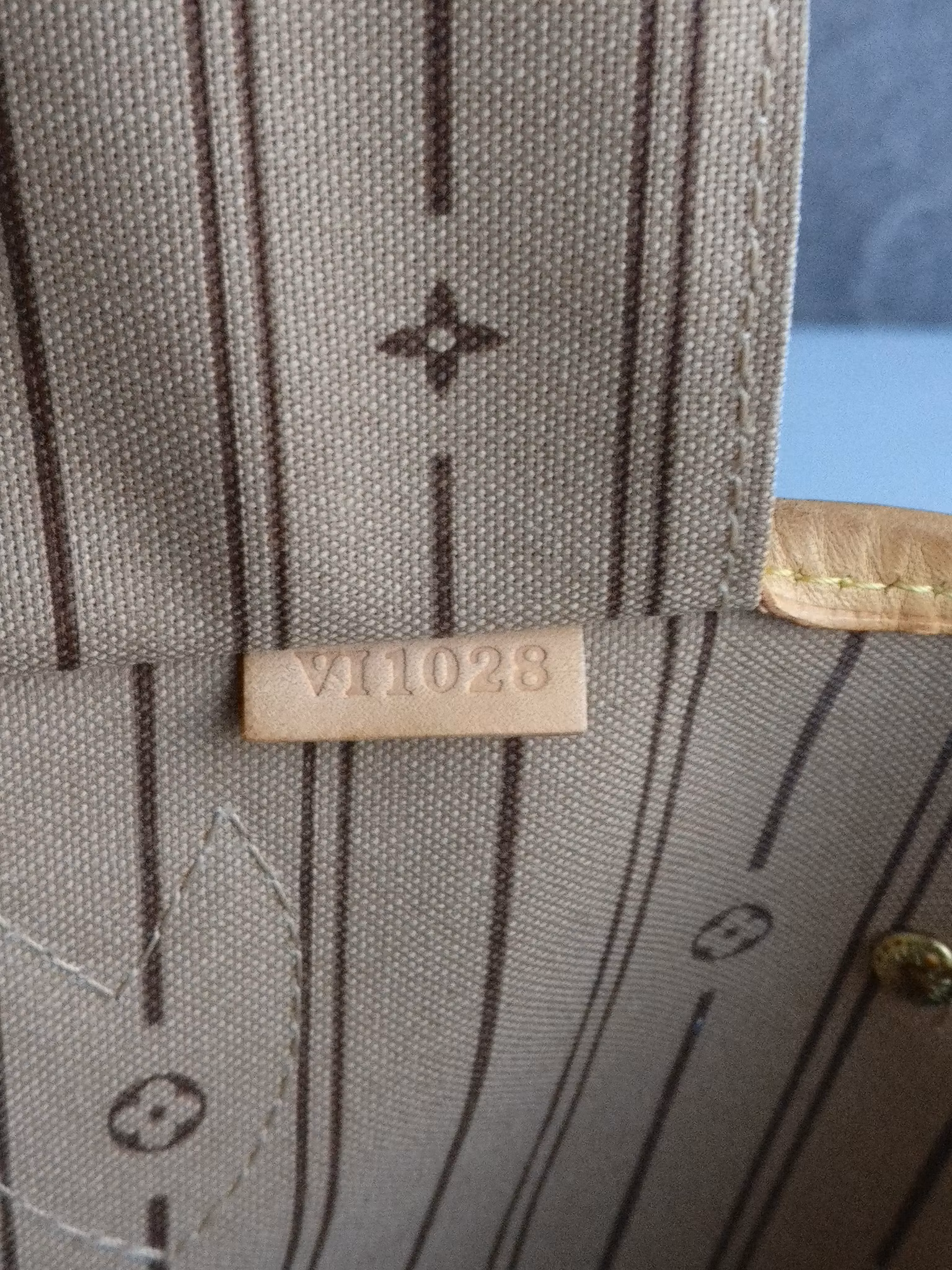 Louis Vuitton Neverfull MM