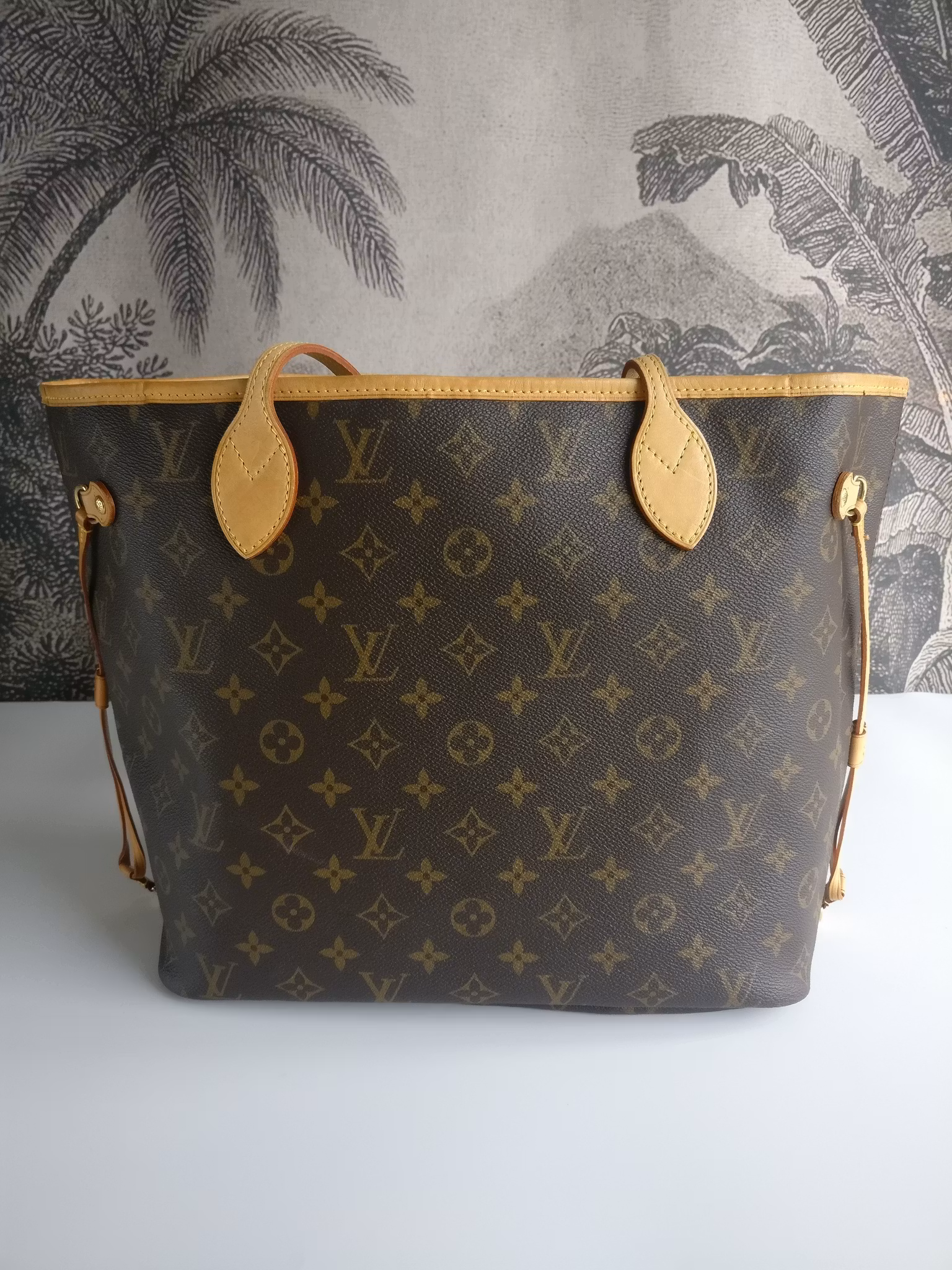 Louis Vuitton Neverfull MM