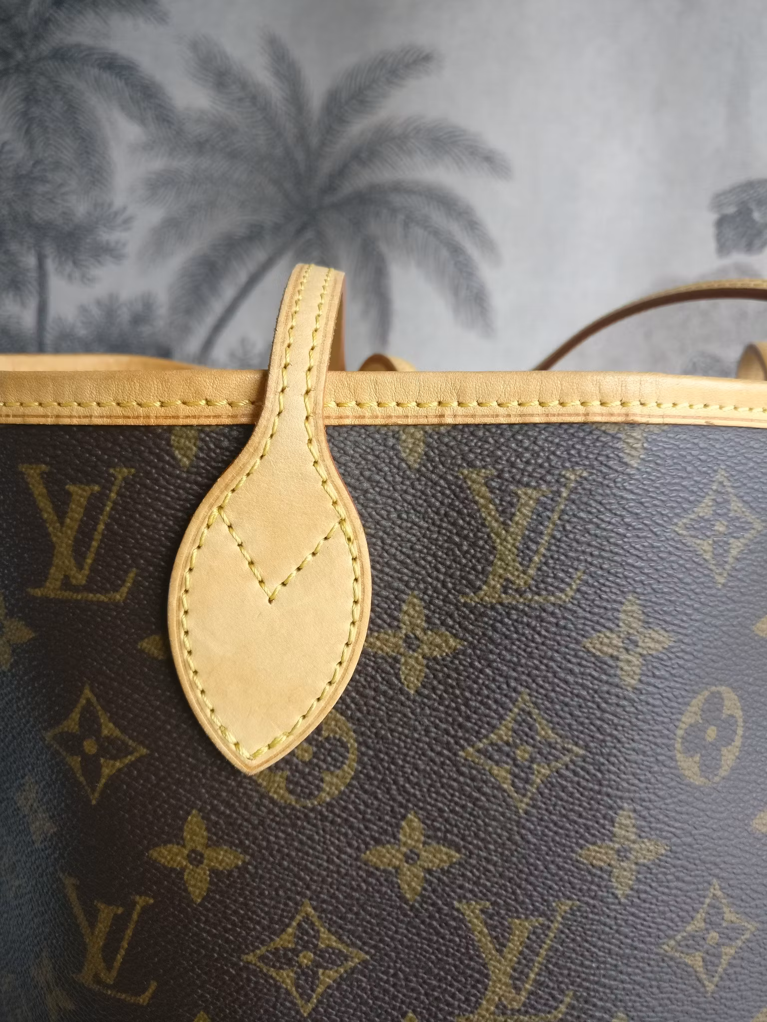Louis Vuitton Neverfull MM