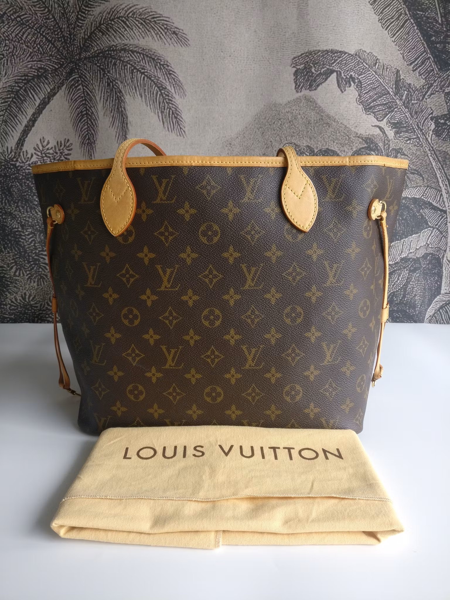 Louis Vuitton Neverfull MM