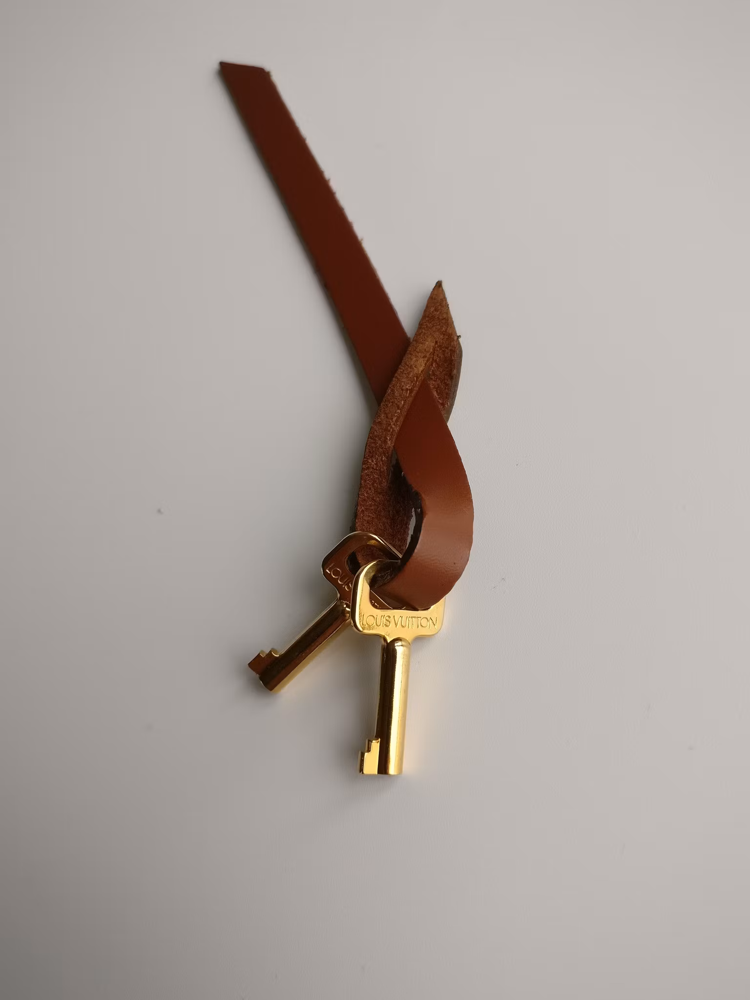 Louis Vuitton Monceau 26