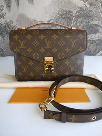 Louis Vuitton Pochette Metis