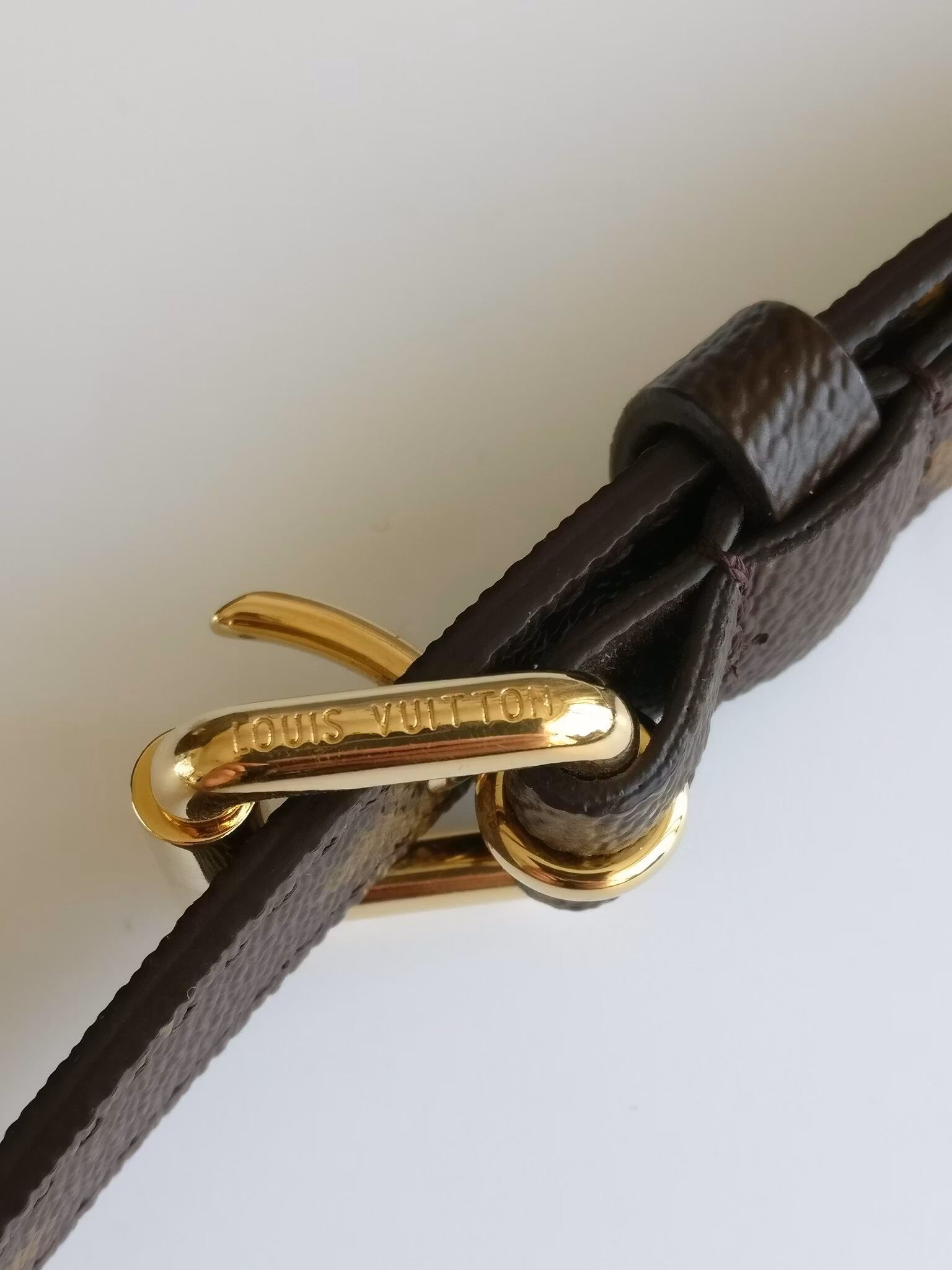 Louis Vuitton Pochette Metis