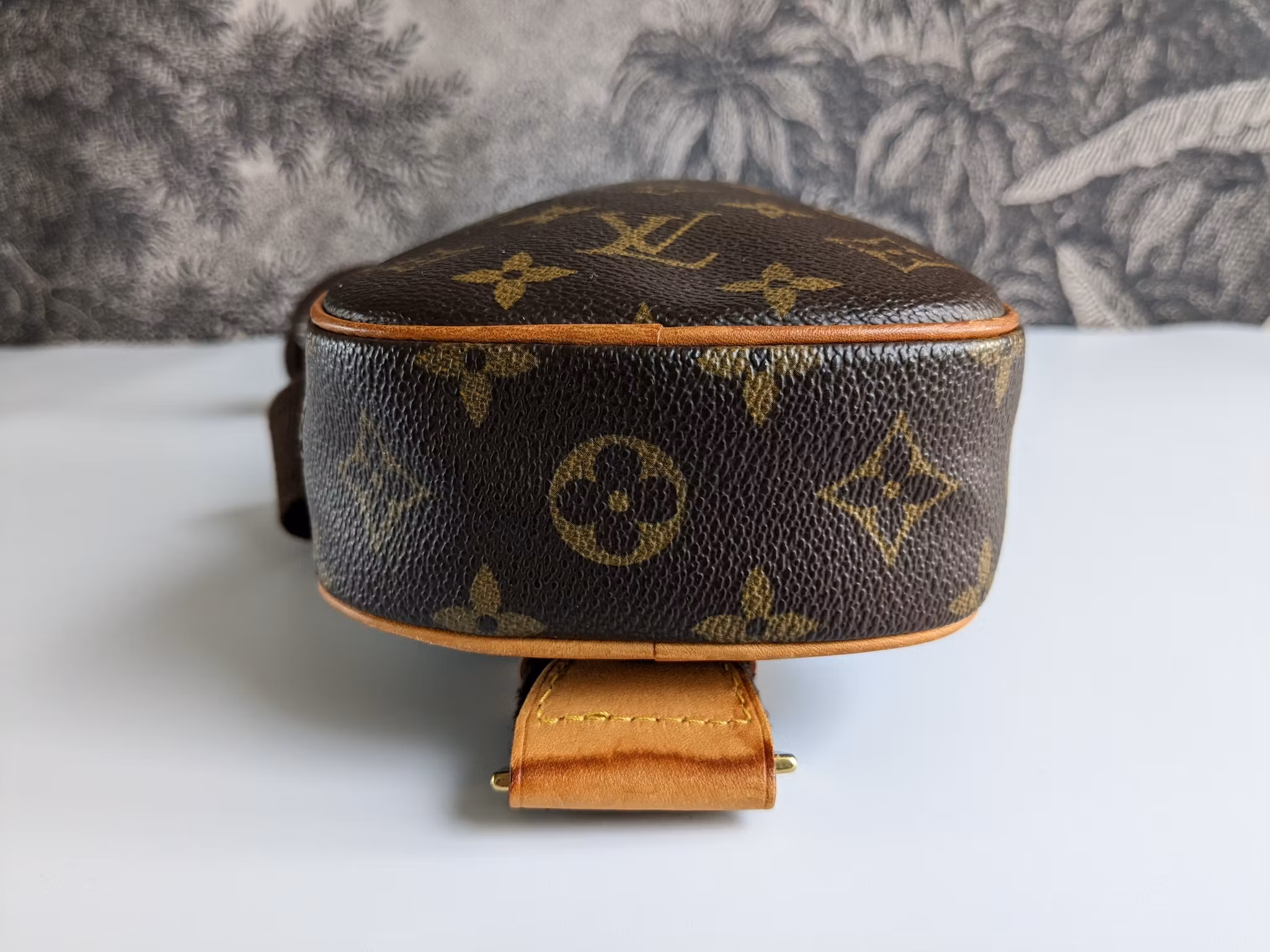 Louis Vuitton Pochette Gange