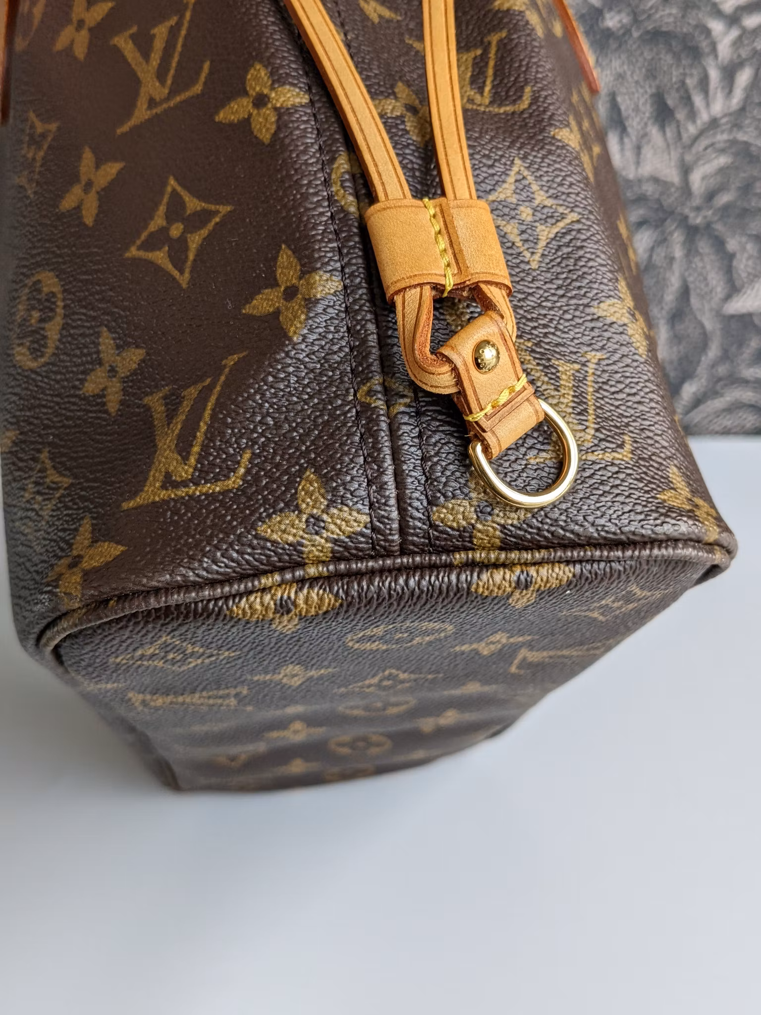 Louis Vuitton Neverfull PM