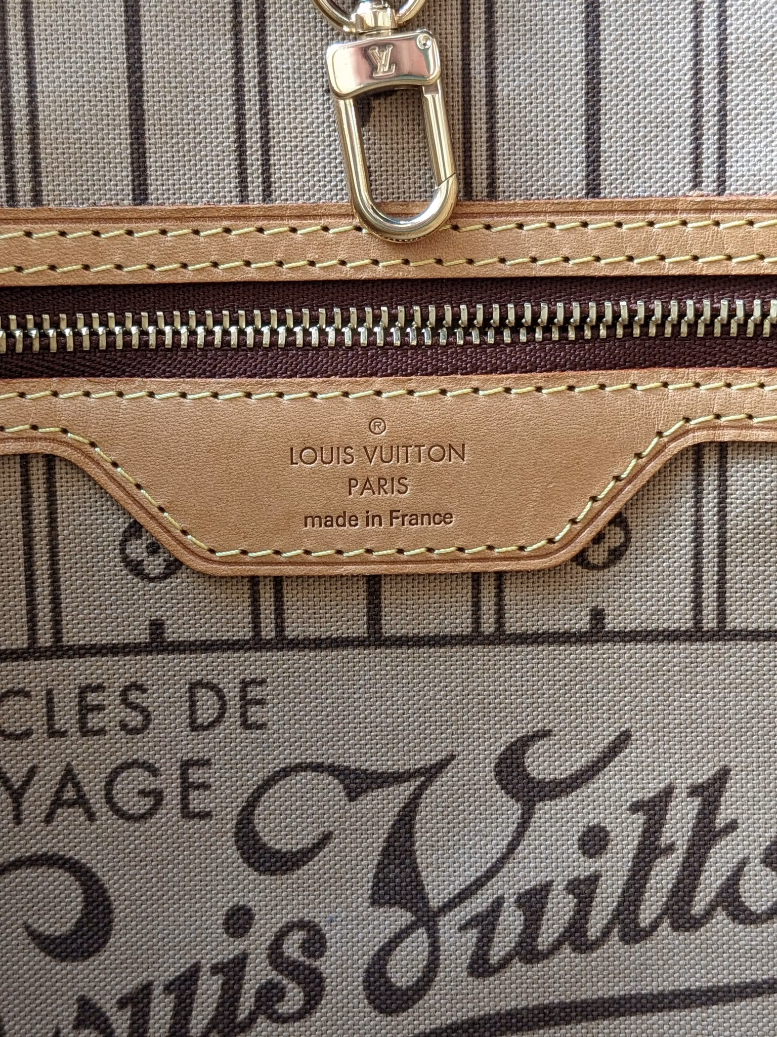 Louis Vuitton Neverfull PM