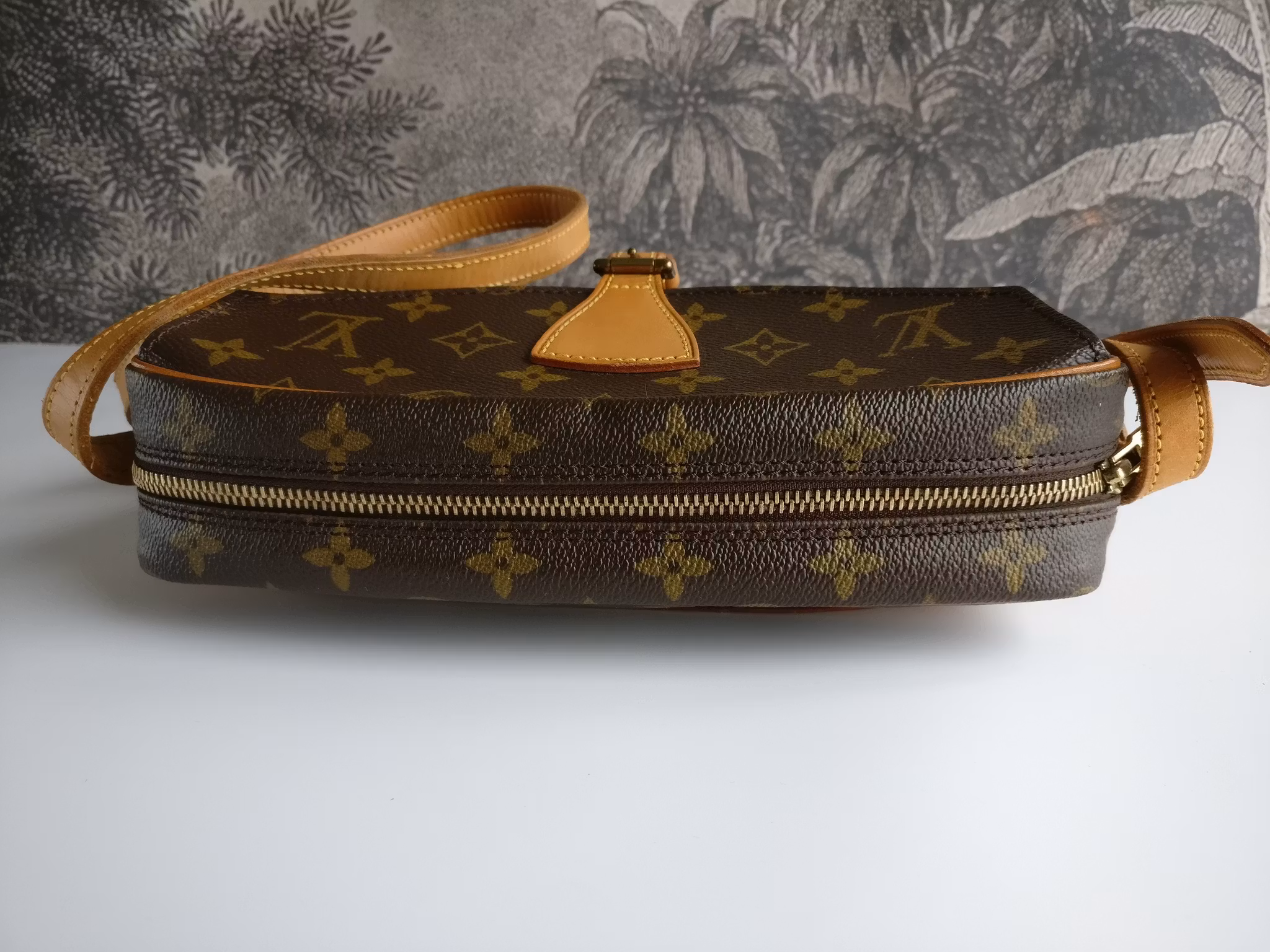 Louis Vuitton Jeune Fille MM