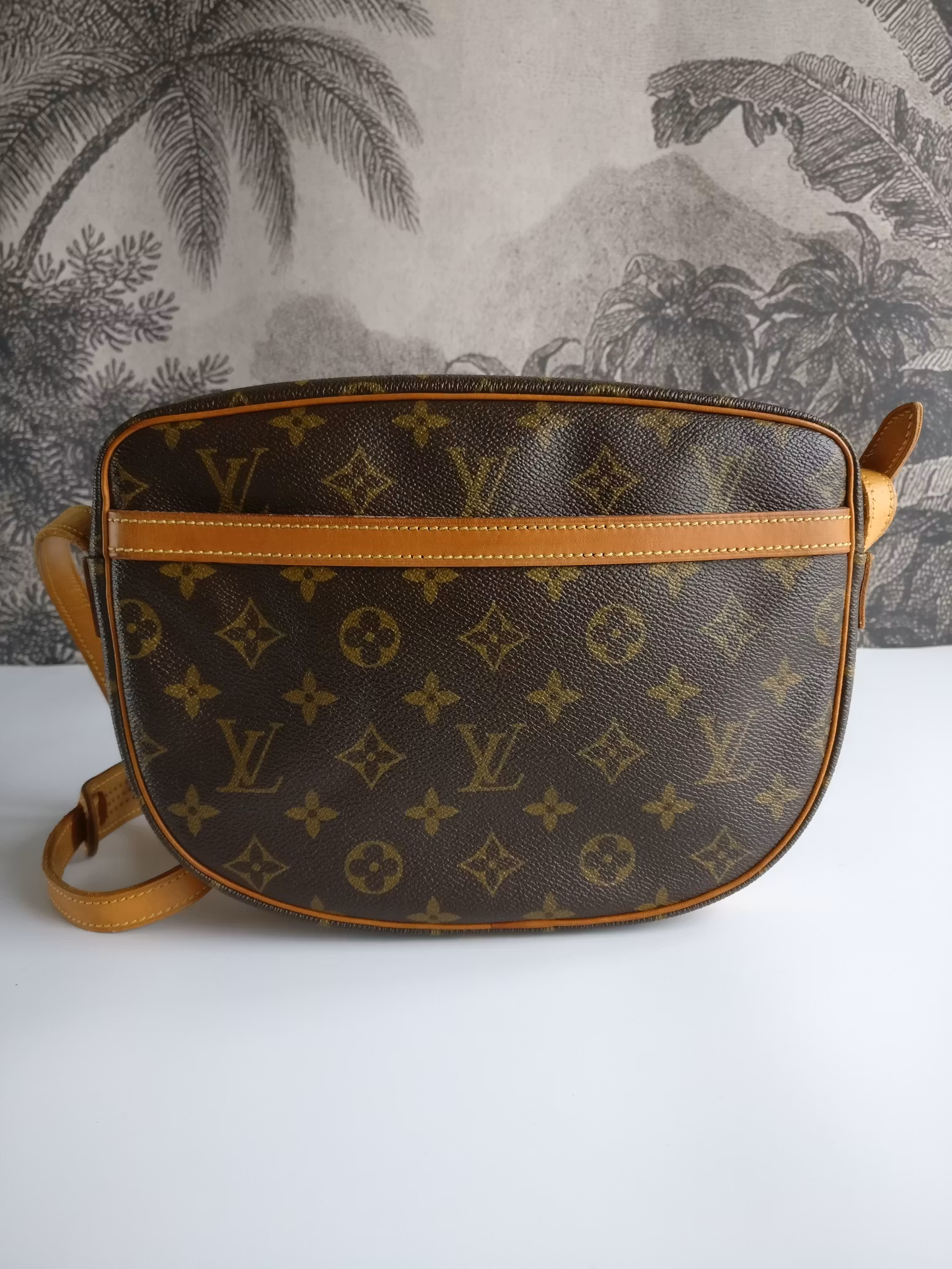 Louis Vuitton Jeune Fille MM