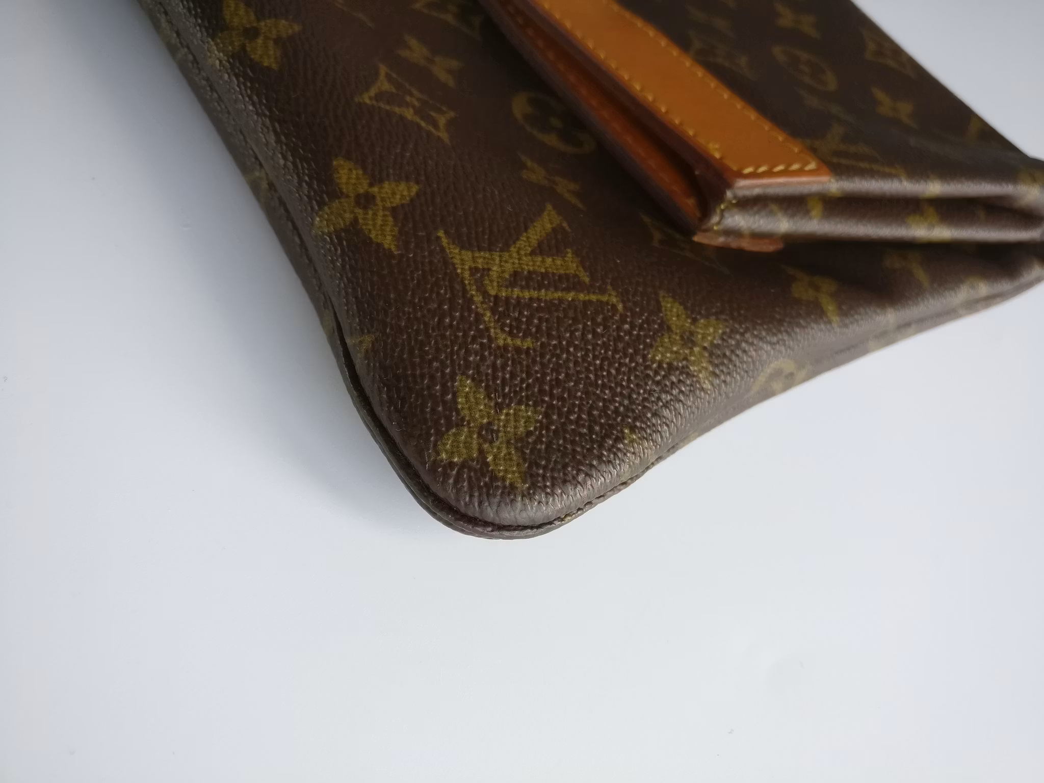 Louis Vuitton Pochette Pliante
