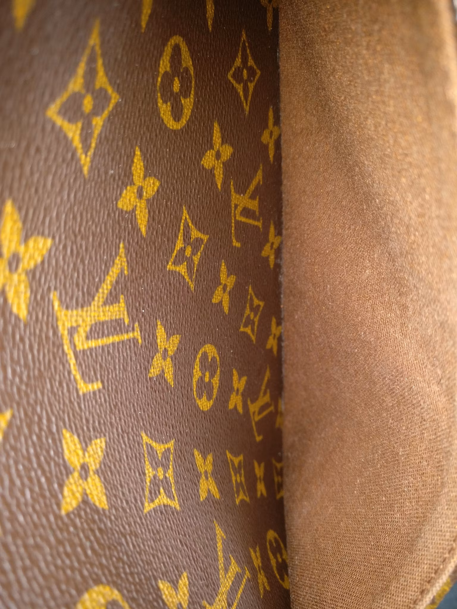 Louis Vuitton Sologne