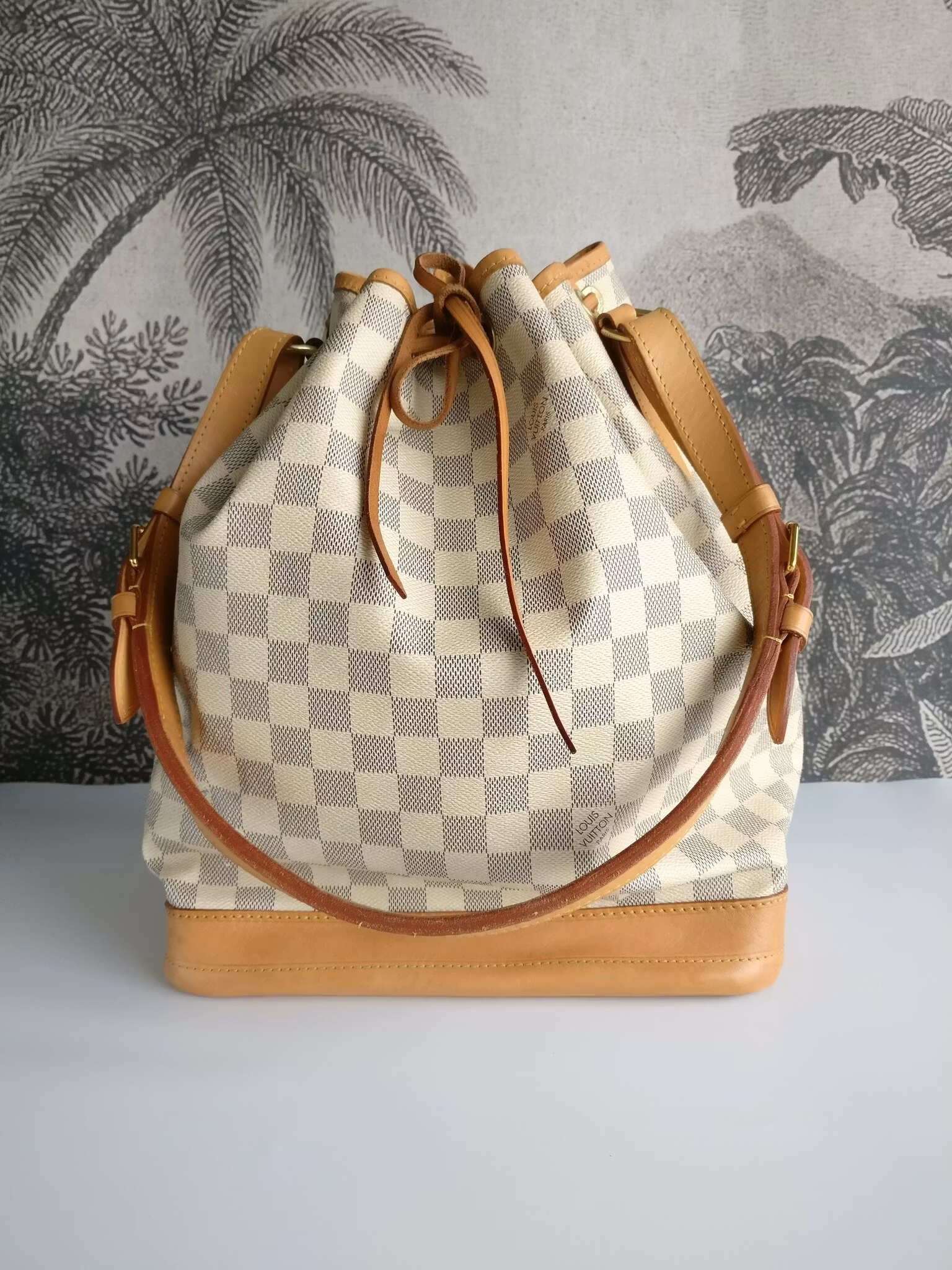 Louis Vuitton Noé GM azur