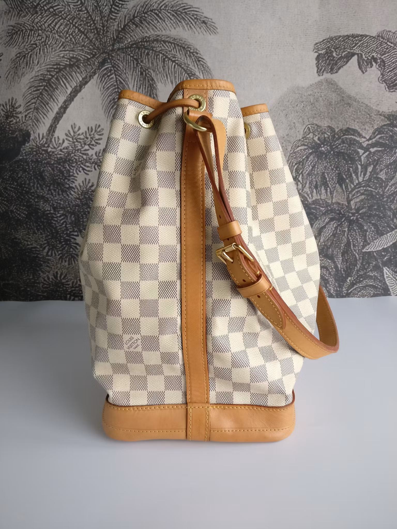 Louis Vuitton Noé GM azur