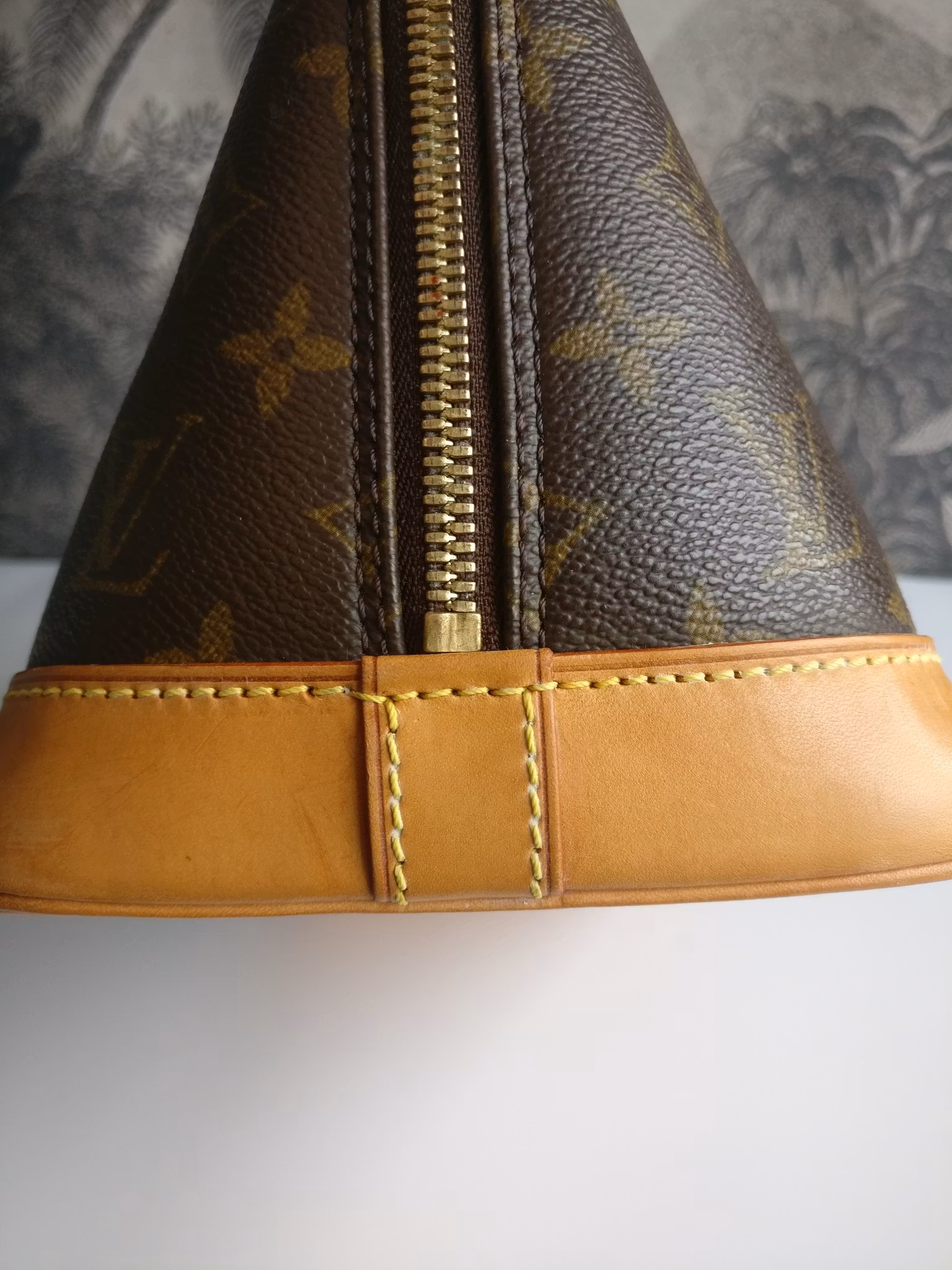 Louis Vuitton Alma PM