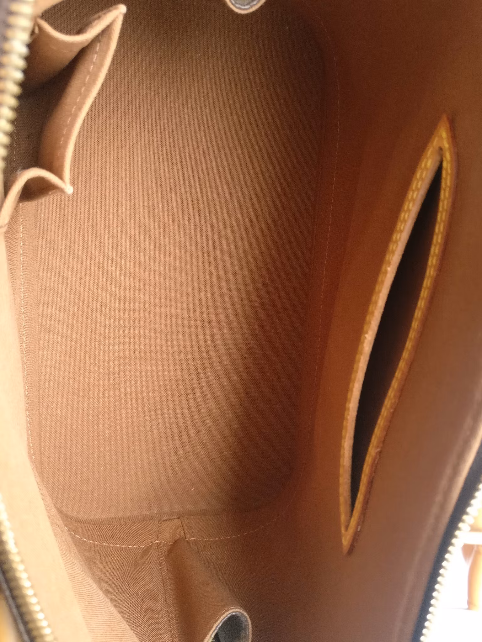Louis Vuitton Alma PM