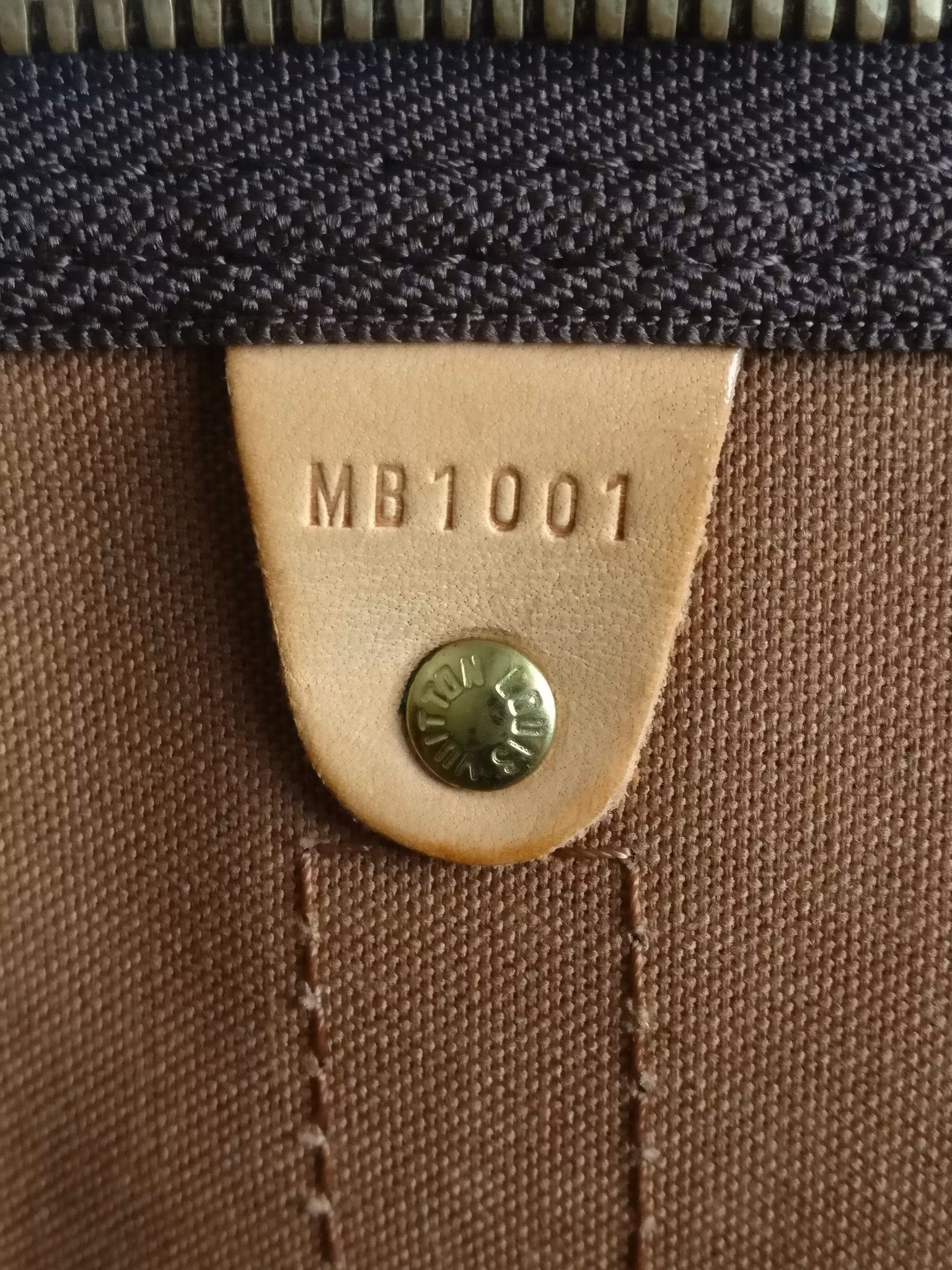 Louis Vuitton Keepall 50 Bandouliere