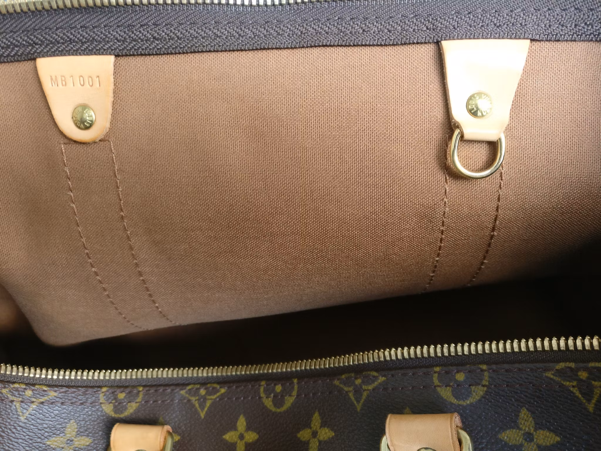 Louis Vuitton Keepall 50 Bandouliere